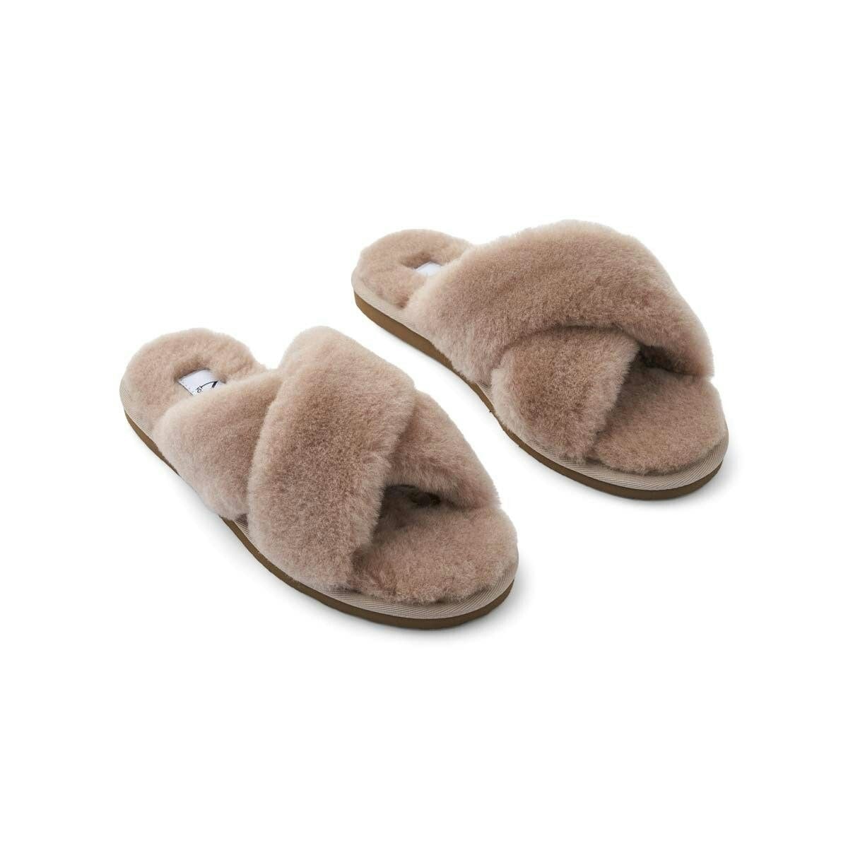 Natures Collection Brown Slipper Cross - Teddy - 36