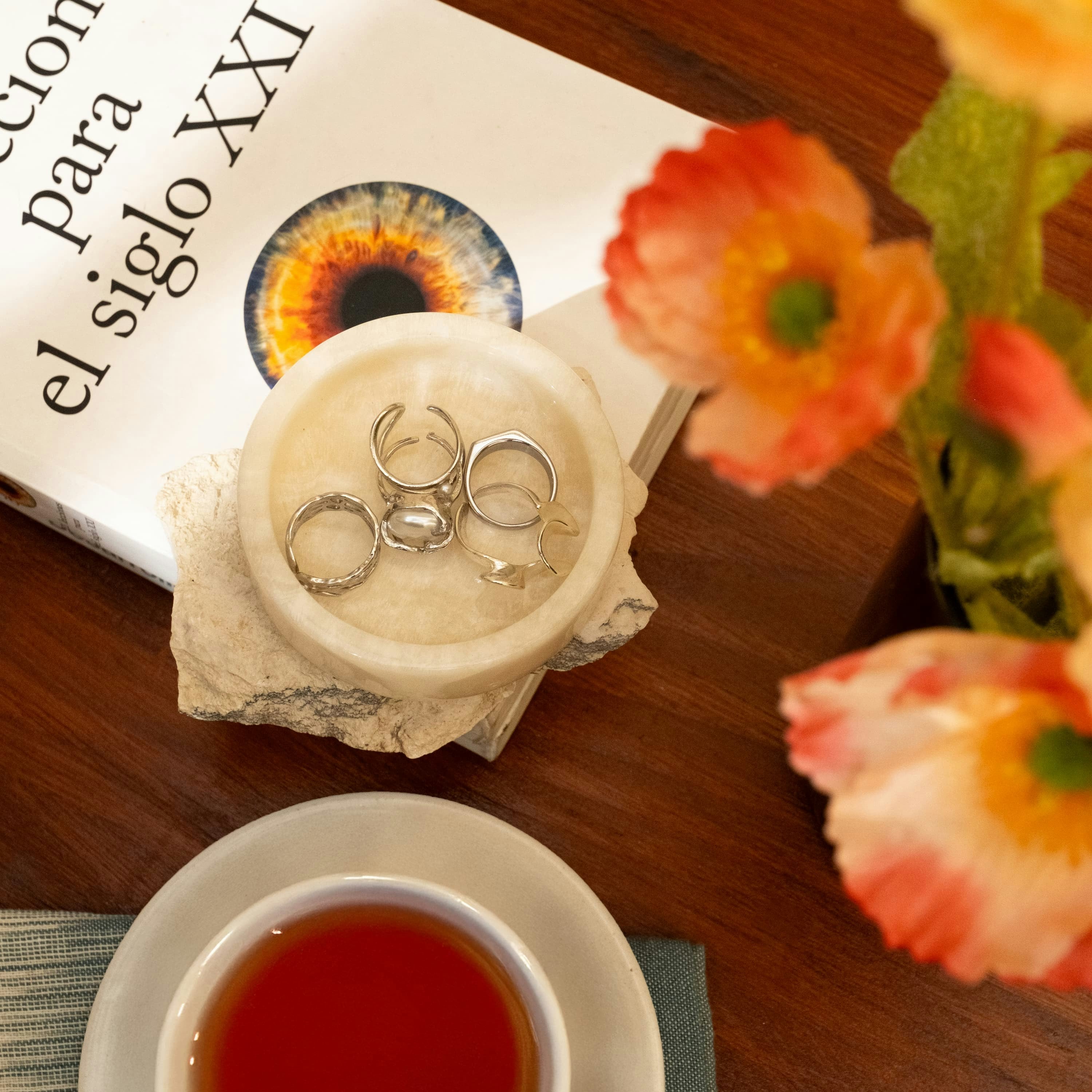 Coastal Villa Homeware Onyx/White Trinket Dish For Holding Rings And Jewellery