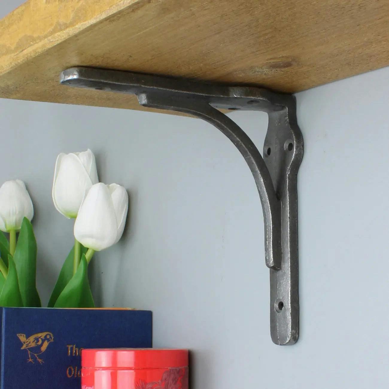 Rackhams Pair Of Antique Cast Iron Heavy Duty Gallows Shelf Brackets - 150Mm X 150Mm