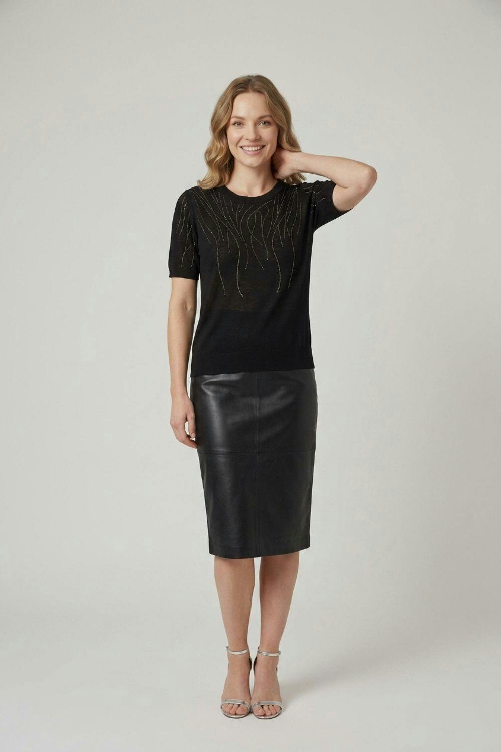 Izabel London Black Abstract Diamante Knit Short Sleeve Top - 12