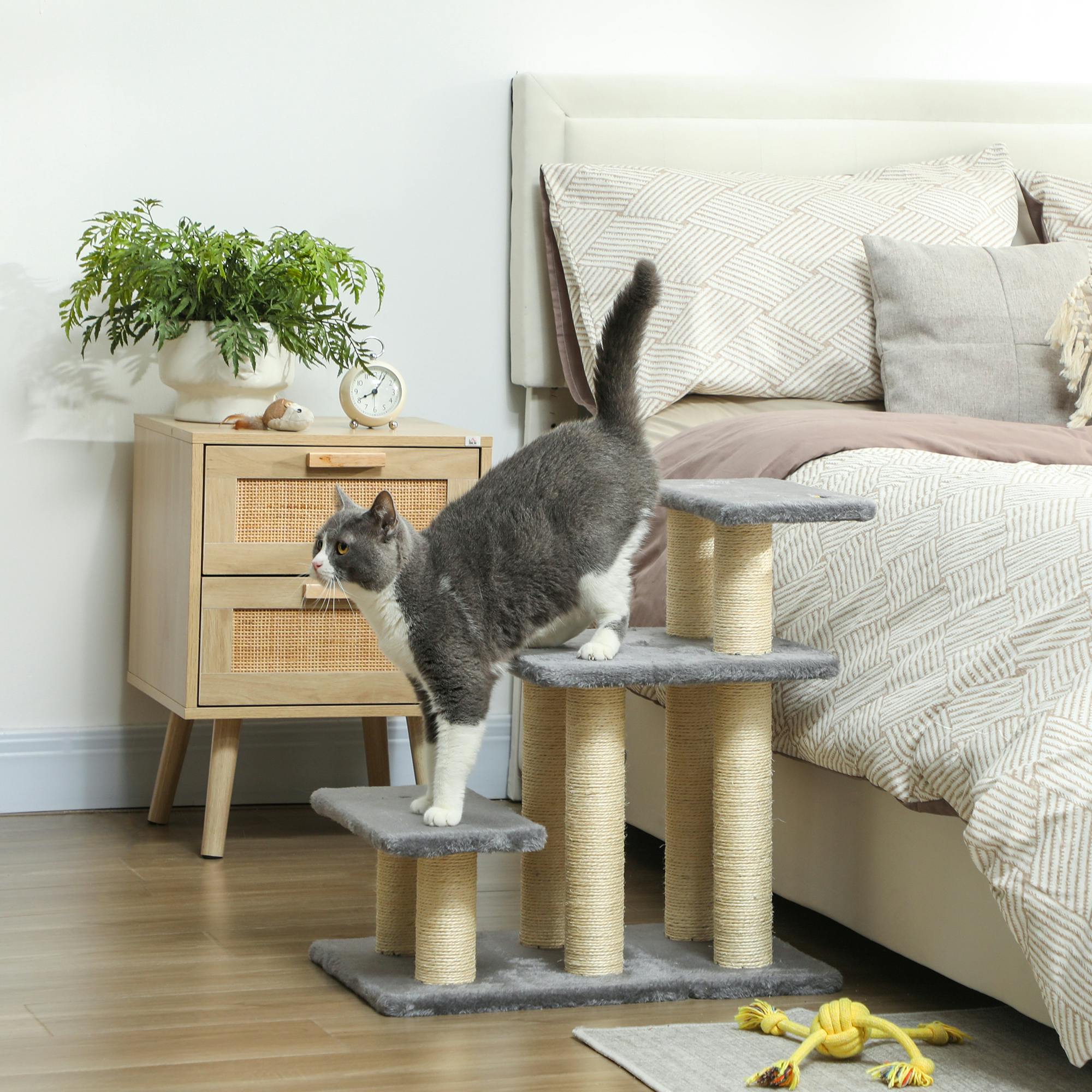 Pawhut Grey 3 Step Pet Stairs With 6 Sisal Scratching Posts,