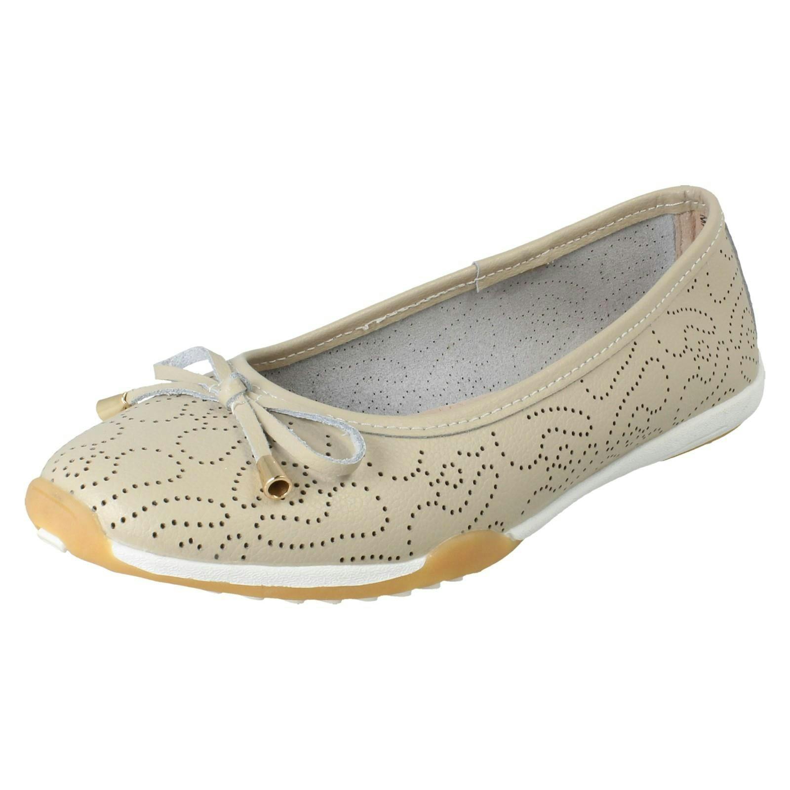 Down To Earth Women's Beige Wavey Punch Details Casual Shoes F80572 - Uk 6