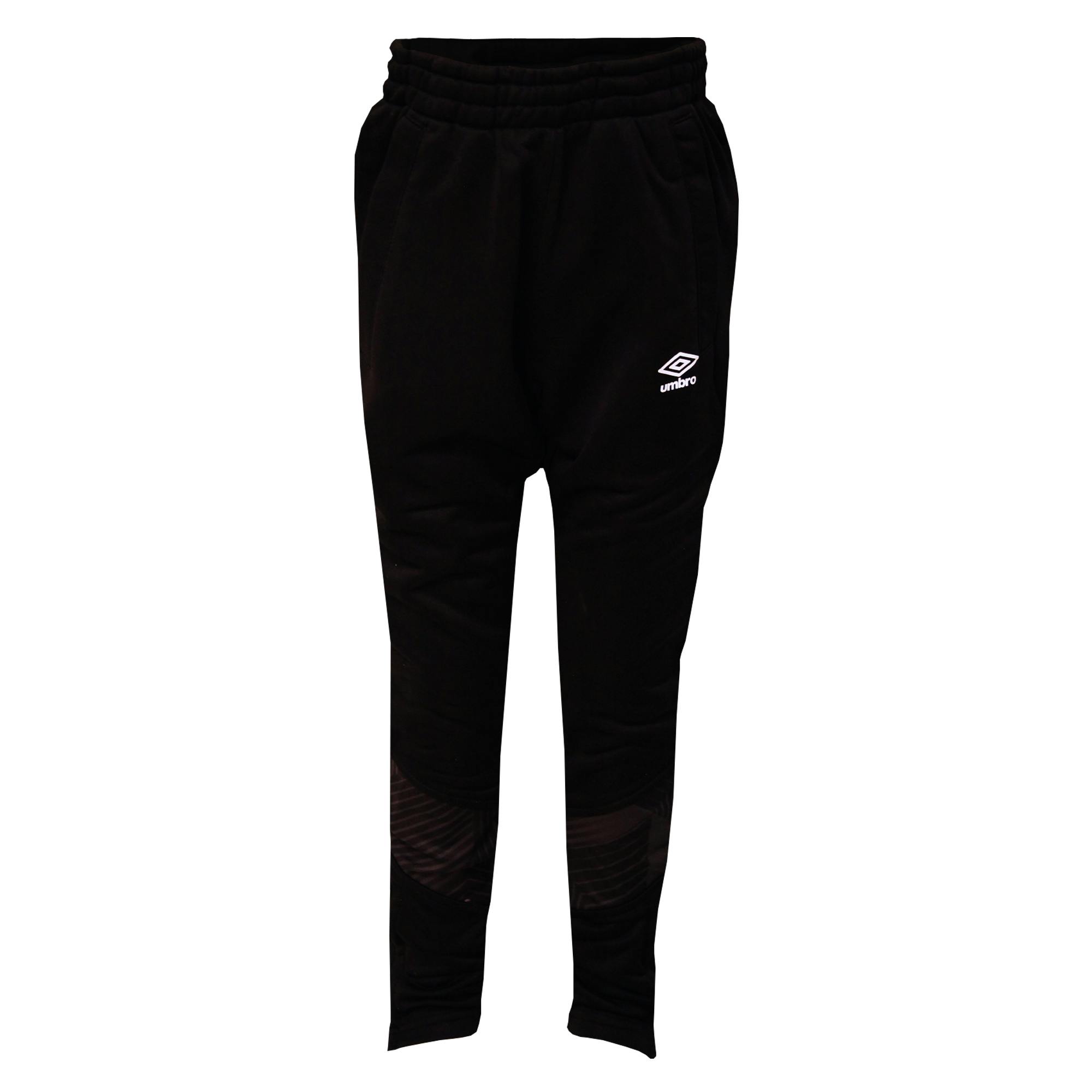 Umbro Black Kids Maxium Tapered Jogging Bottoms - 11-12 Years - 82% Polyester/18% Elastane