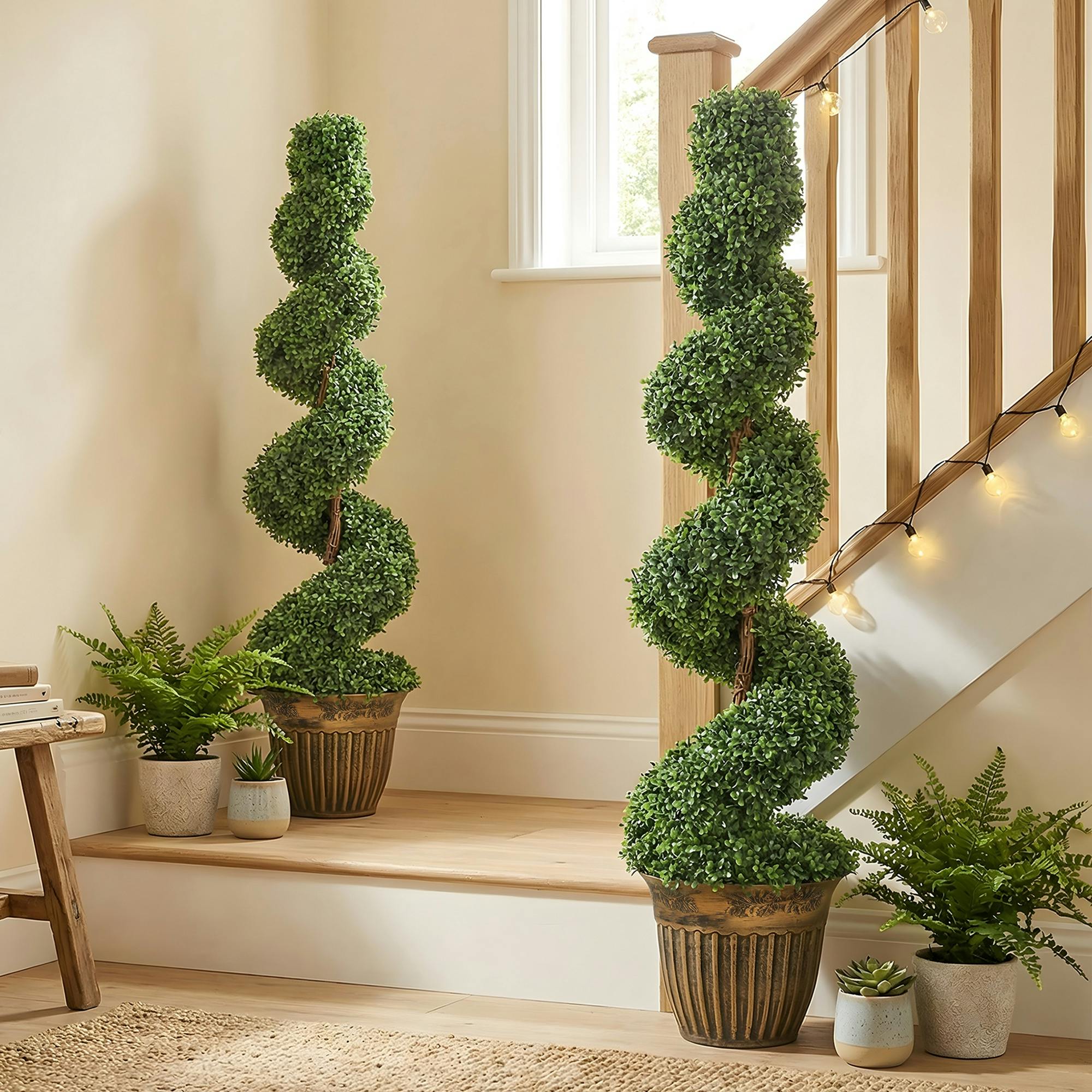 Homcom Green Set Of 2 Potted Artificial Plants, Topiary Spiral Trees - 28 X 28 X 120 Cm