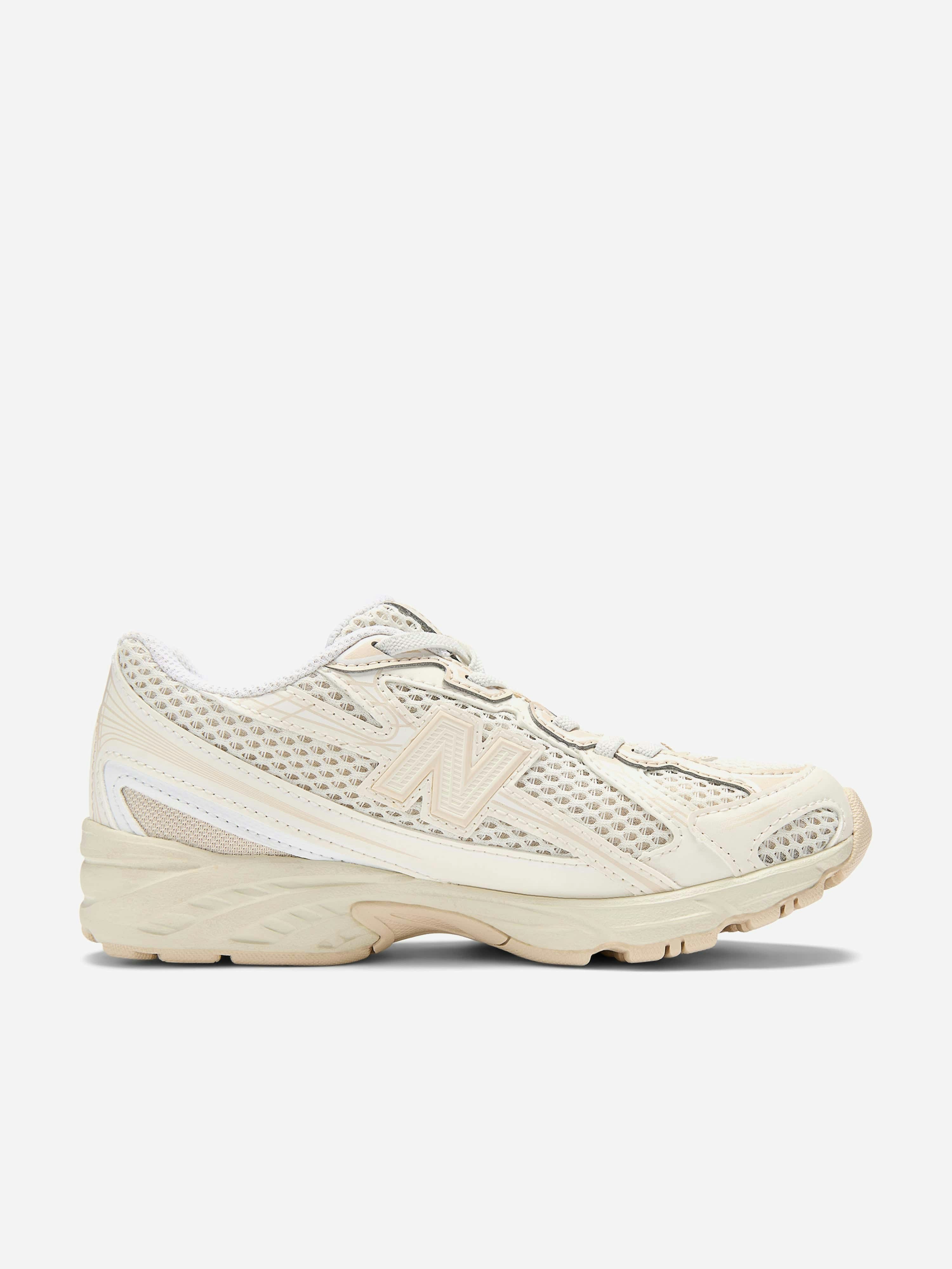 New Balance Beige Kids 740 Trainers In - Eu 30.5 Uk 12