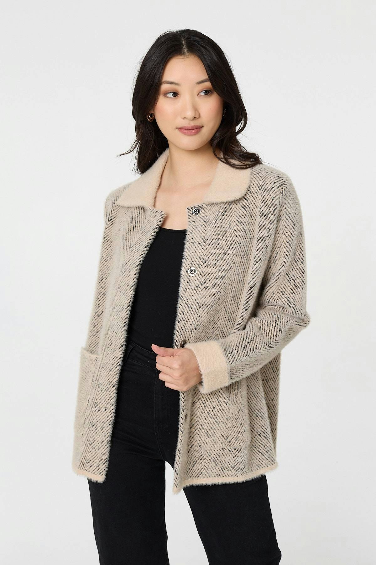 Izabel London Beige Chevron Texture Faux Fur Boxy Jacket - S/M