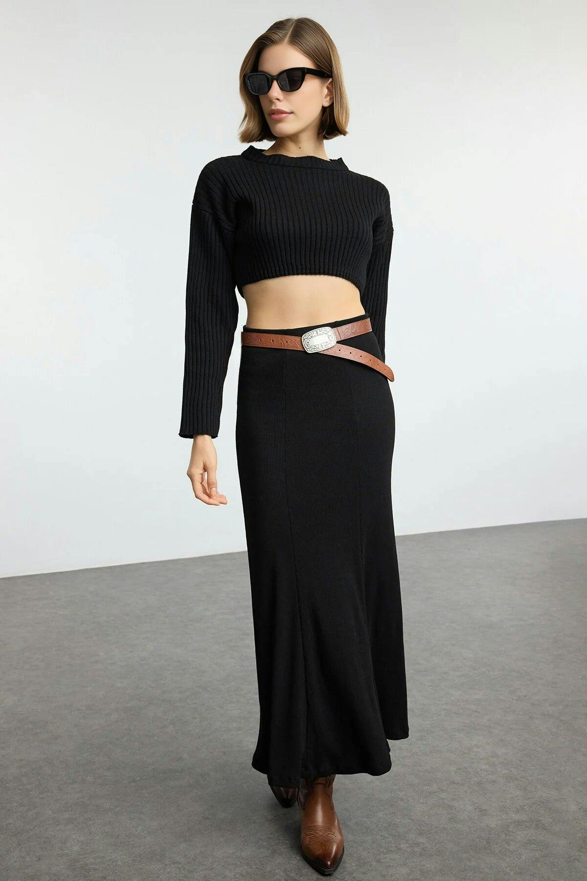 Wovcor Black Maxi Flexible Fishtail Skirt With Stitching Details - Xs