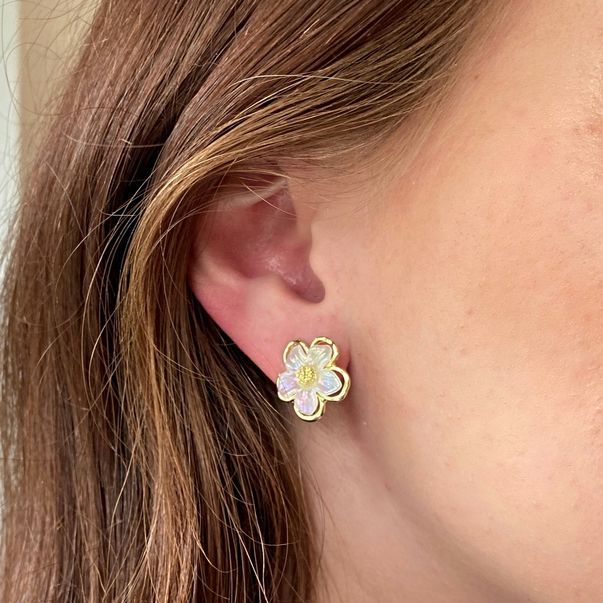 Queenmee Accessories Light Flower Clip On Earrings