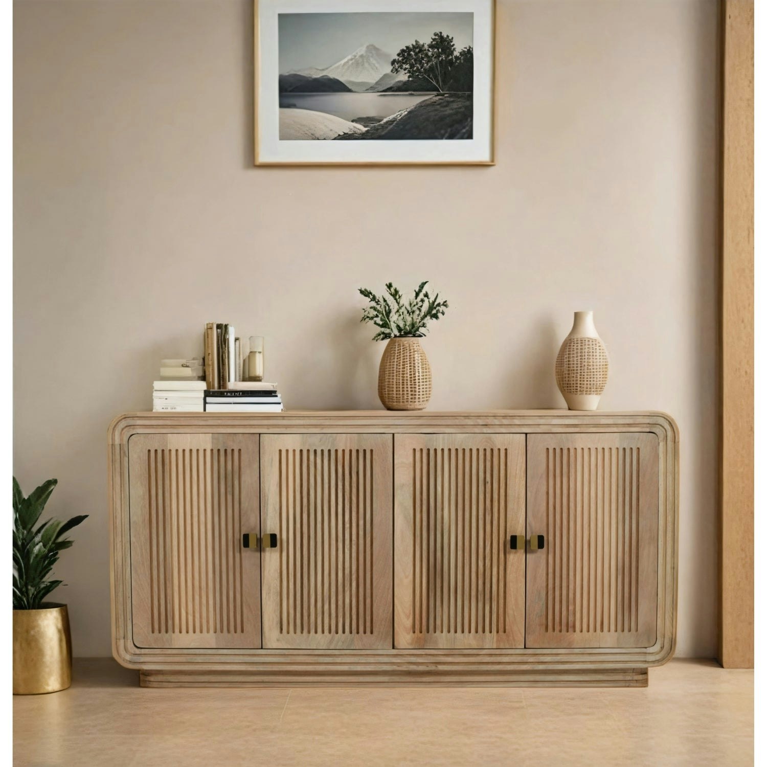 Ih Design Rayne Mango Wood 4 Doors Large Sideboard - Lacquered - Wood - 1