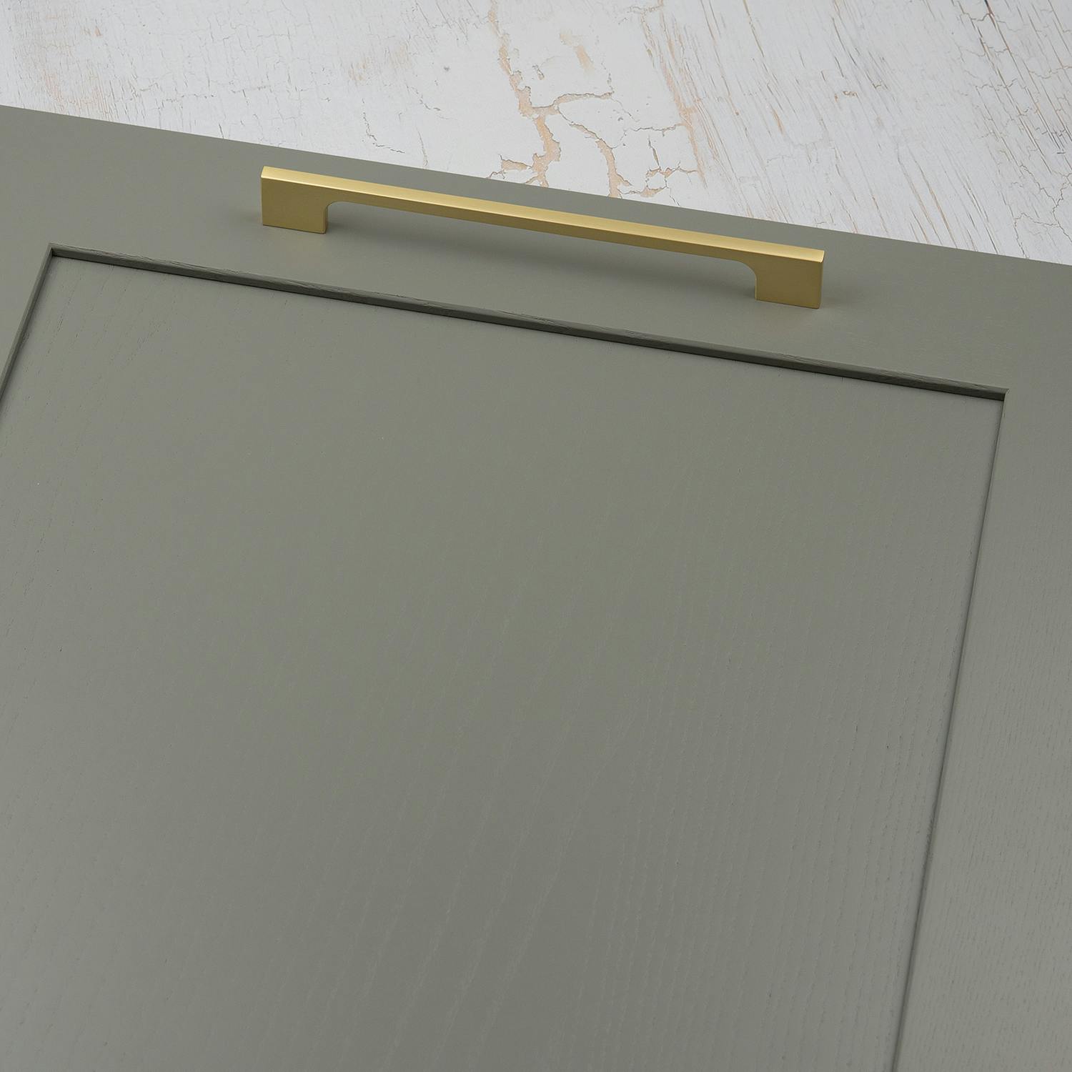 - 192mm Brushed Brass Handle Slim Gold Cabinet Cupboard Door Drawer Pull - Image 3