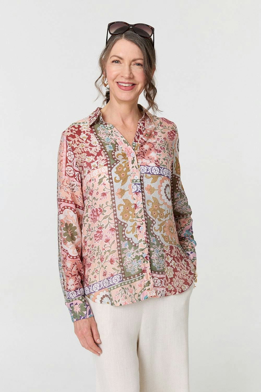 Izabel London Women's Red Mosaic Print Long Sleeve Shirt - 8