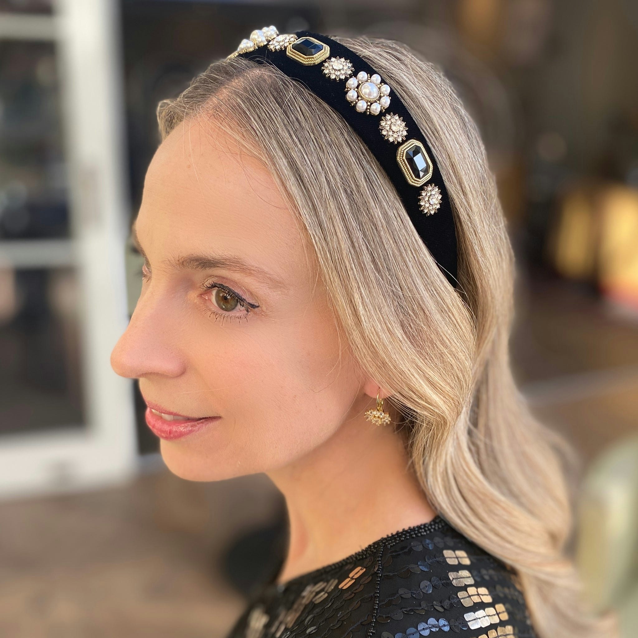 Queenmee Accessories Black Pearl Headband Velvet Hair Band