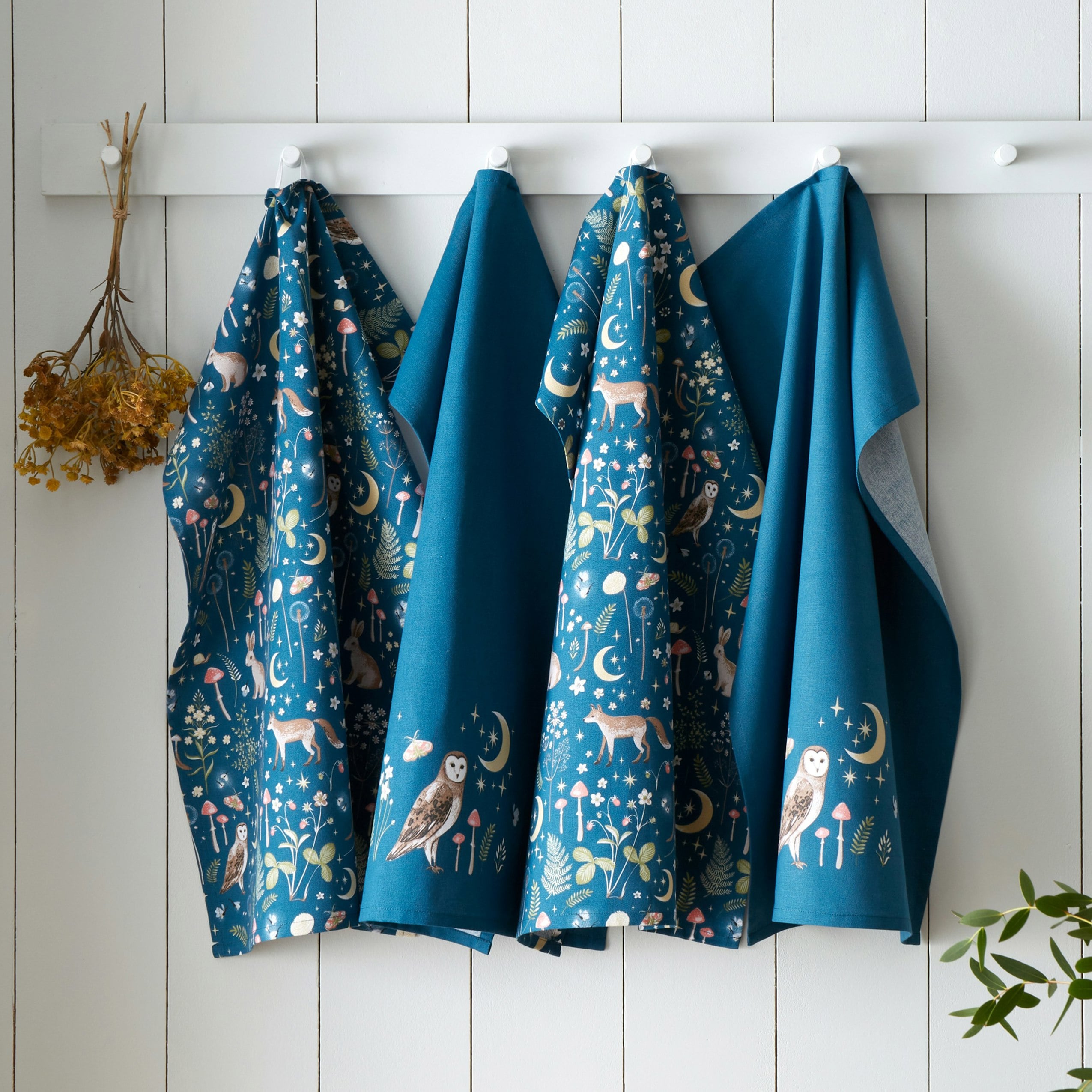 Catherine Lansfield Blue Enchanted Twilight Animals Cotton Kitchen Tea Towel Pack Of 4 Navy - Navy