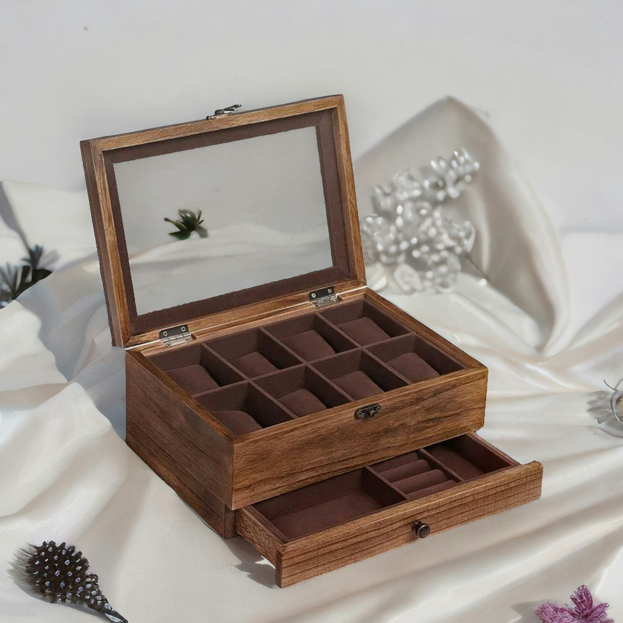 Rafaelo Mobilia 8 Slot Wooden Watch Lockable Box Rustic Walnut