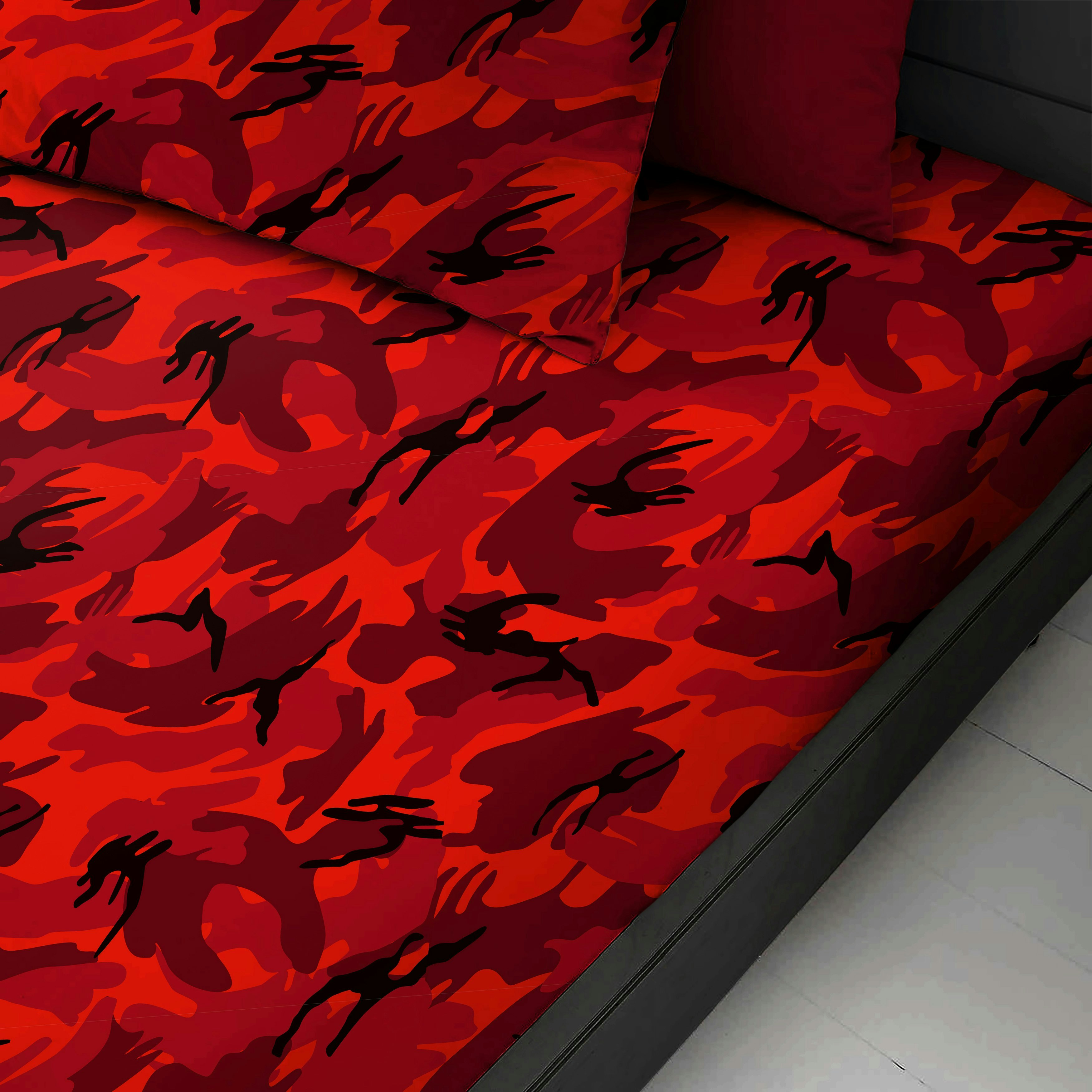 Velosso Red Camouflage Cotton Blend Fitted Sheet - Single