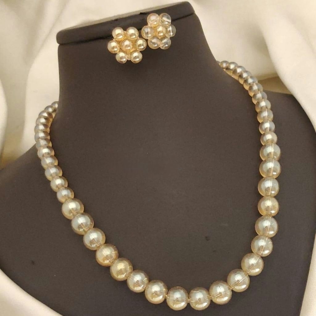 The Colourful Aura Golden Large Round Pearl Bridesmaid Statement Wedding Necklace And Earring Set