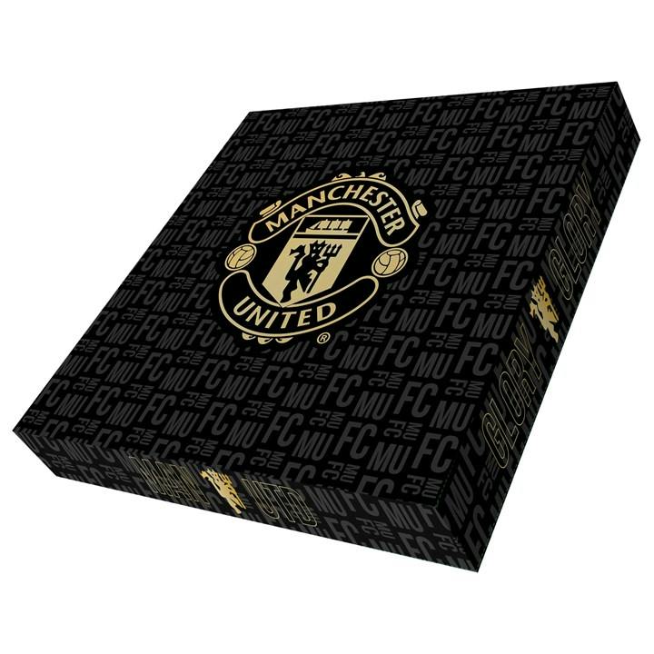 Manchester United FC Collector's Gift Set 2027 - Image 4