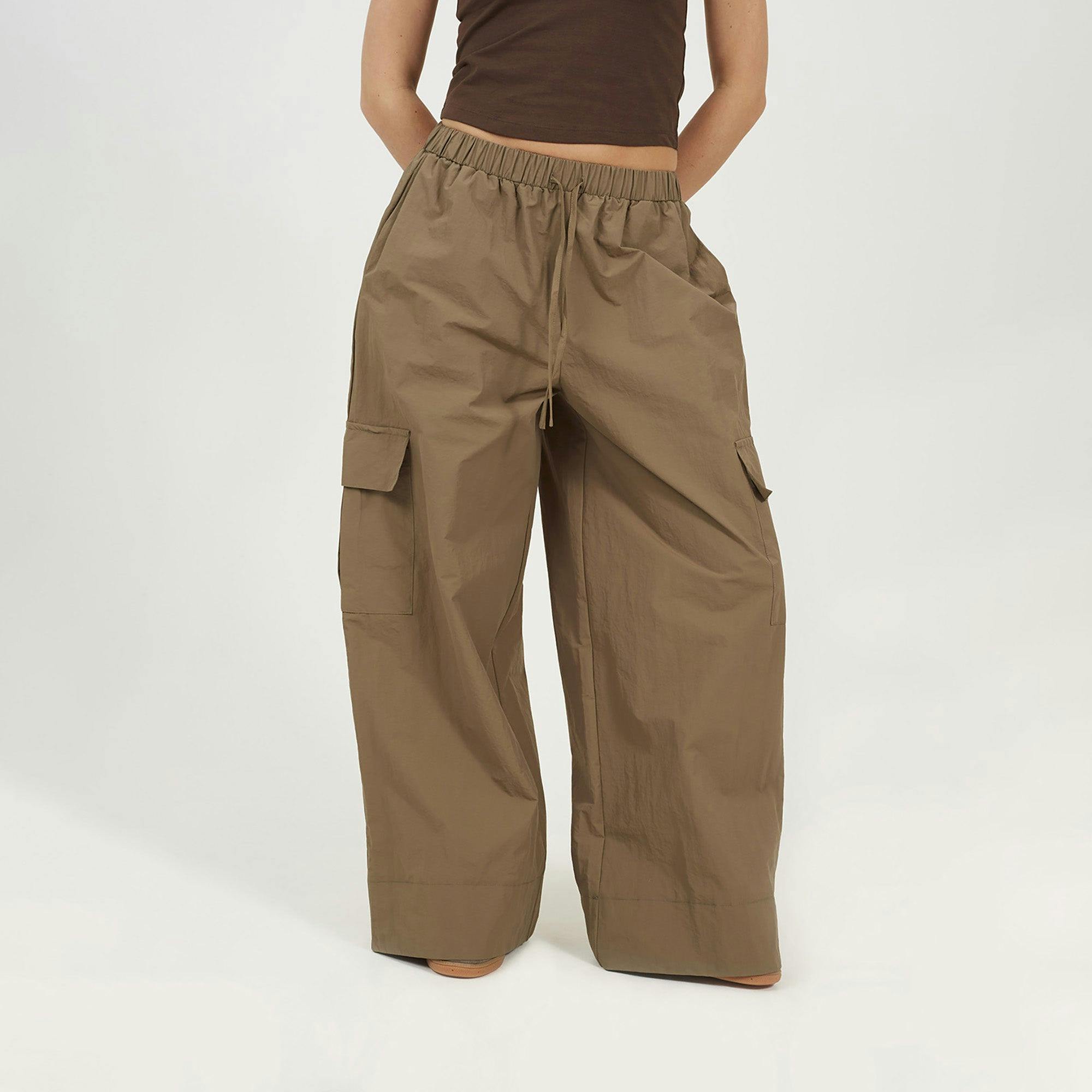 Brave Soul Baggy Cargo Trousers With Pocket Details - Khaki - Khaki - Xl