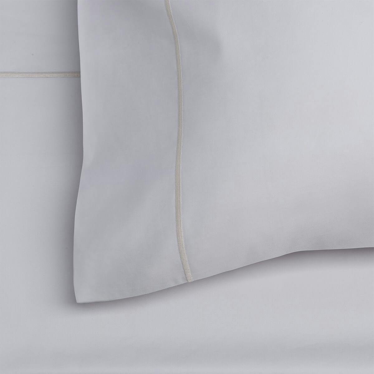 Soak&Sleep Light/Grey 600 Thread Count Egyptian Cotton Pillowcase - Standard - Pair - Housewife