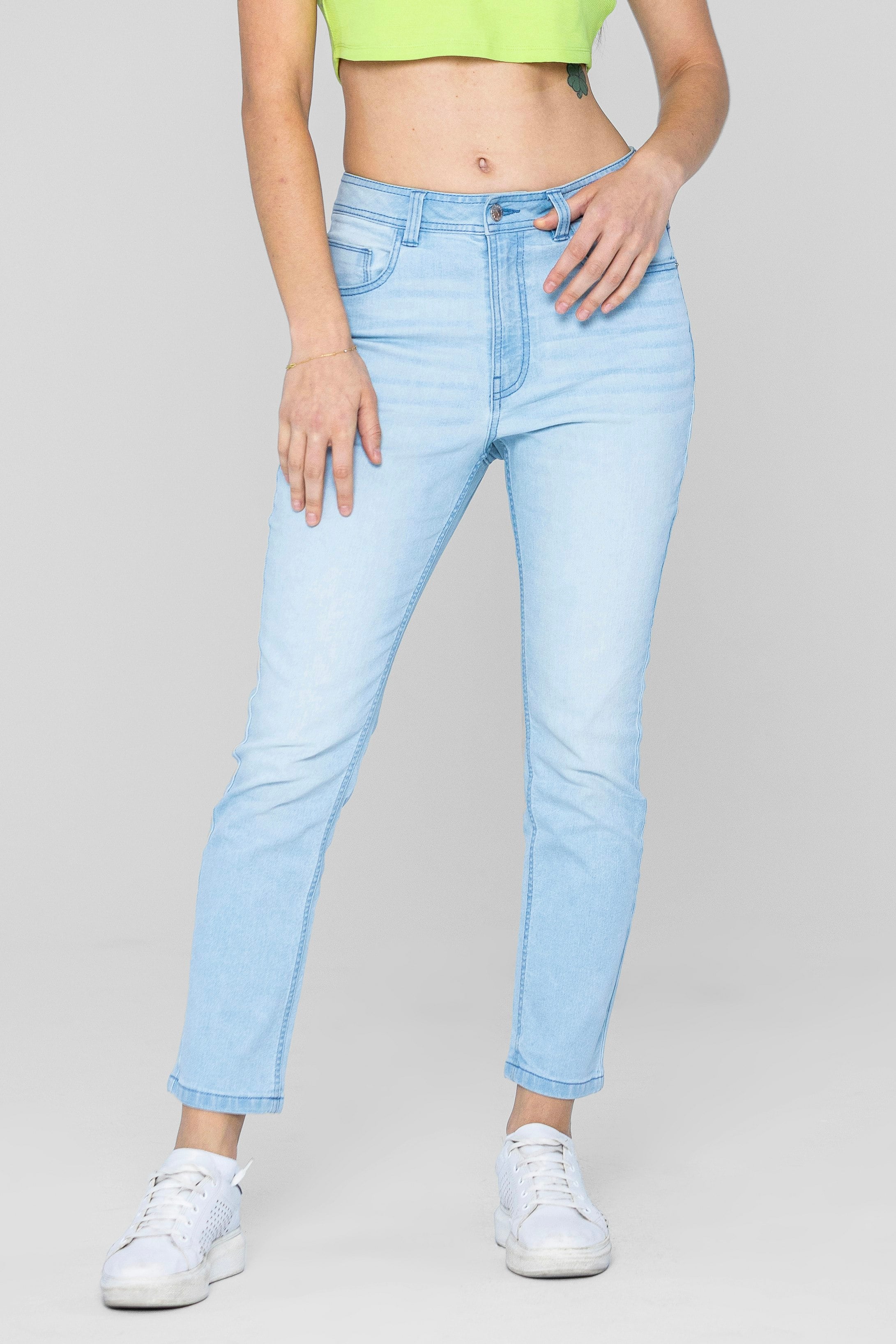Enorsia Women's Light Blue Super Stretch Capri Jeans | In Size 8 - Image 3