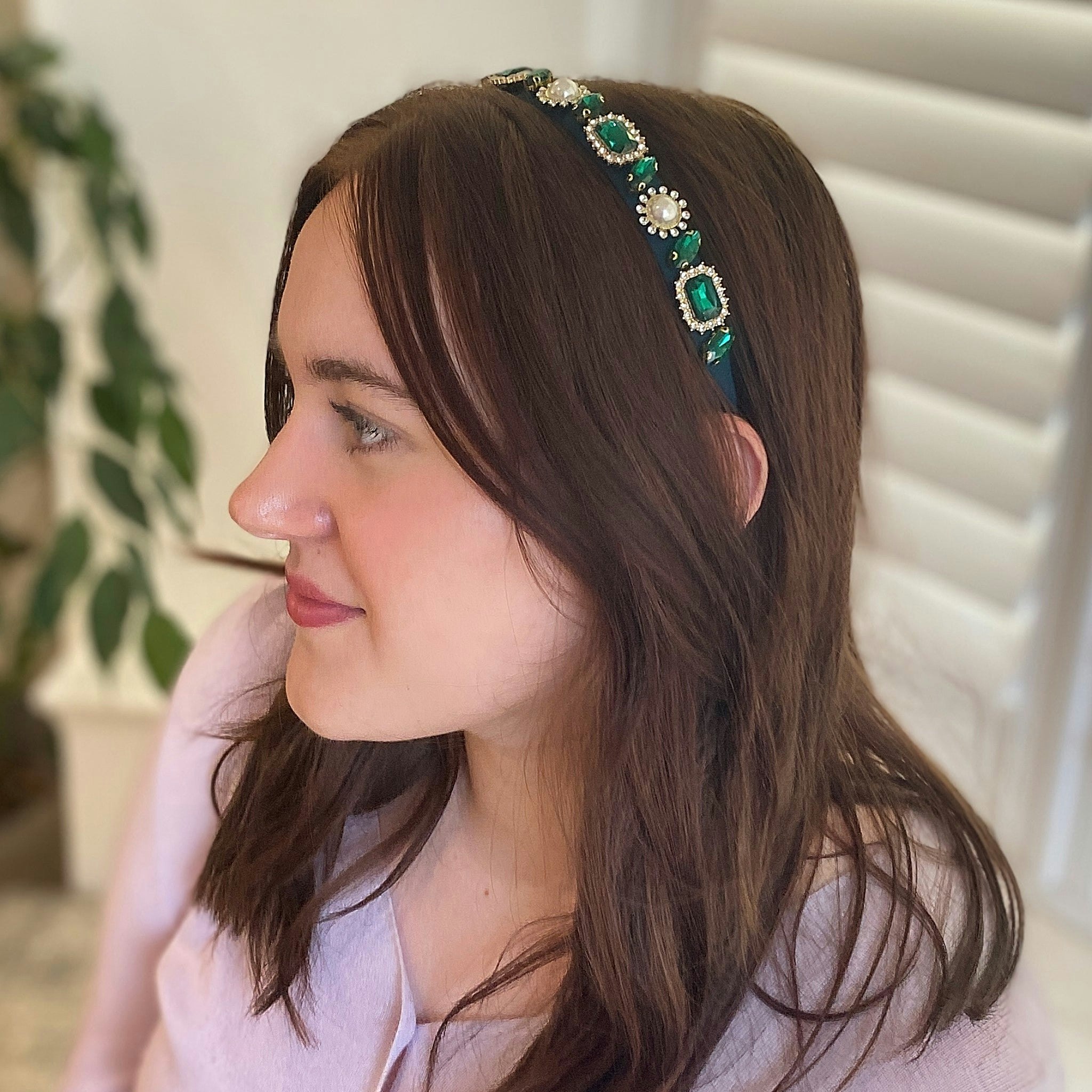 Queenmee Accessories Green Headband With Pearls And Gems