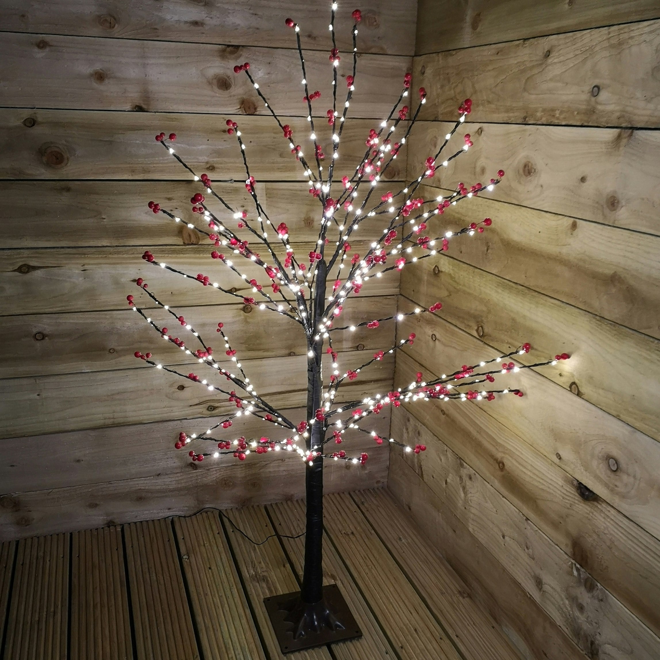 Rackhams Black/Red/White 120Cm 4Ft Christmas Lit Twig Tree Berry 400 Warm Led