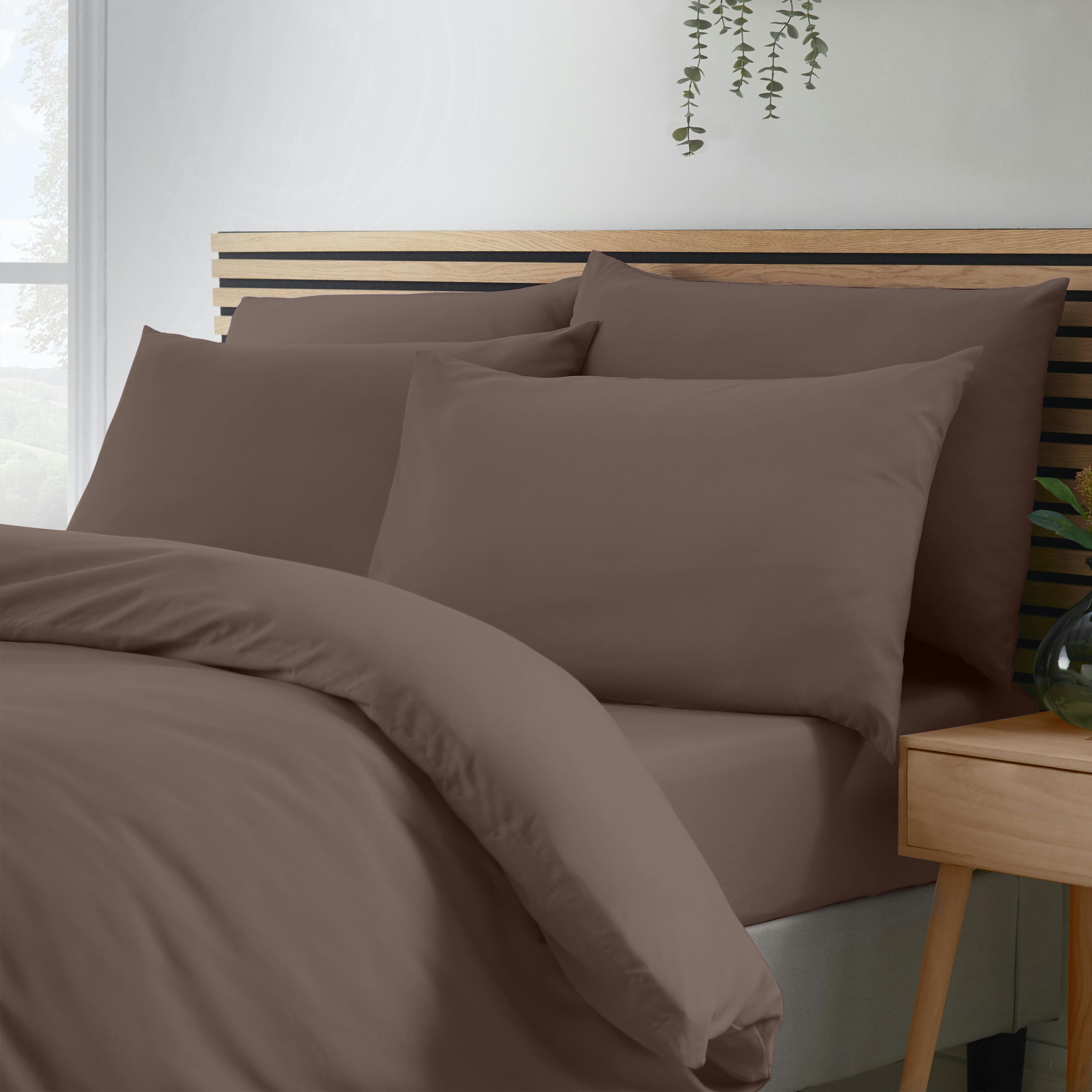 Catherine Lansfield So Soft Non-Iron Standard Pack Of 4 Pillowcases Chocolate - Standard - Chocolate