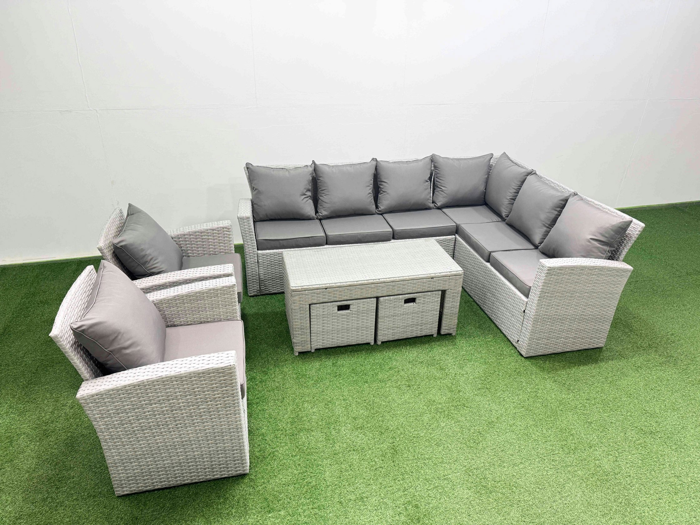Rackhams Light/Grey Rattan Garden Furniture Set 7 Pieces Outdoor Garden Sofa Oblong Coffee Table Set With 2 Chairs 2 Small Footstools Mixed