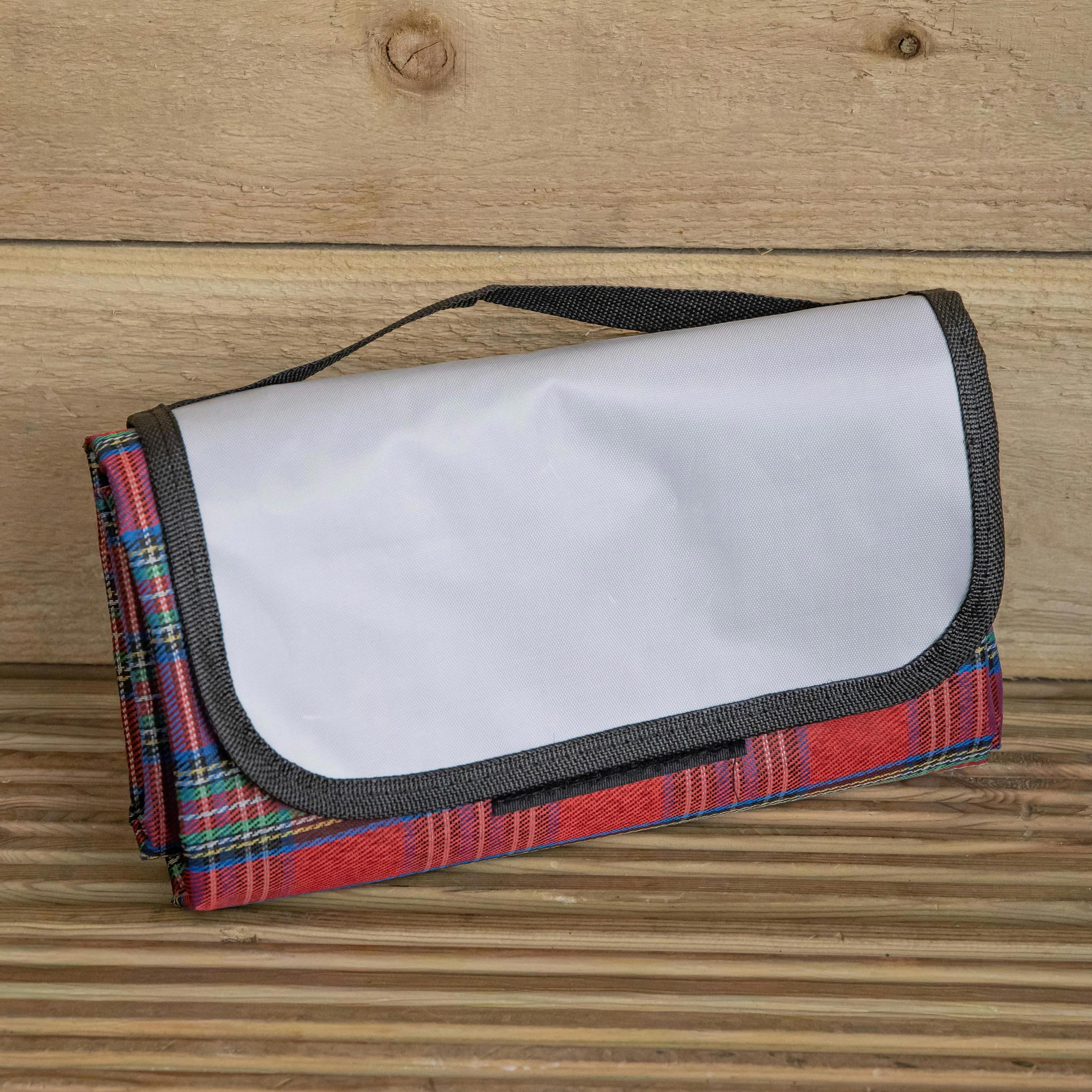 Rackhams Red 1.50M X 1.15M Waterproof Patterned Picnic Blanket Rug With Carry Handle
