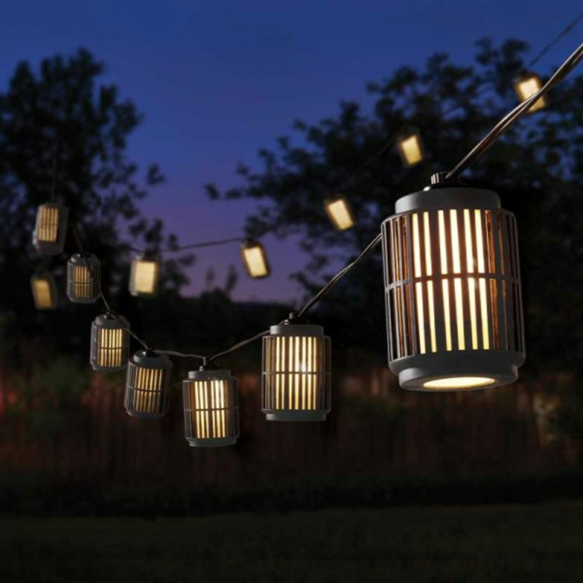 Samuel Alexander White 9.5M Set Of 20 Connectable Urbane String Lights With Warm Leds