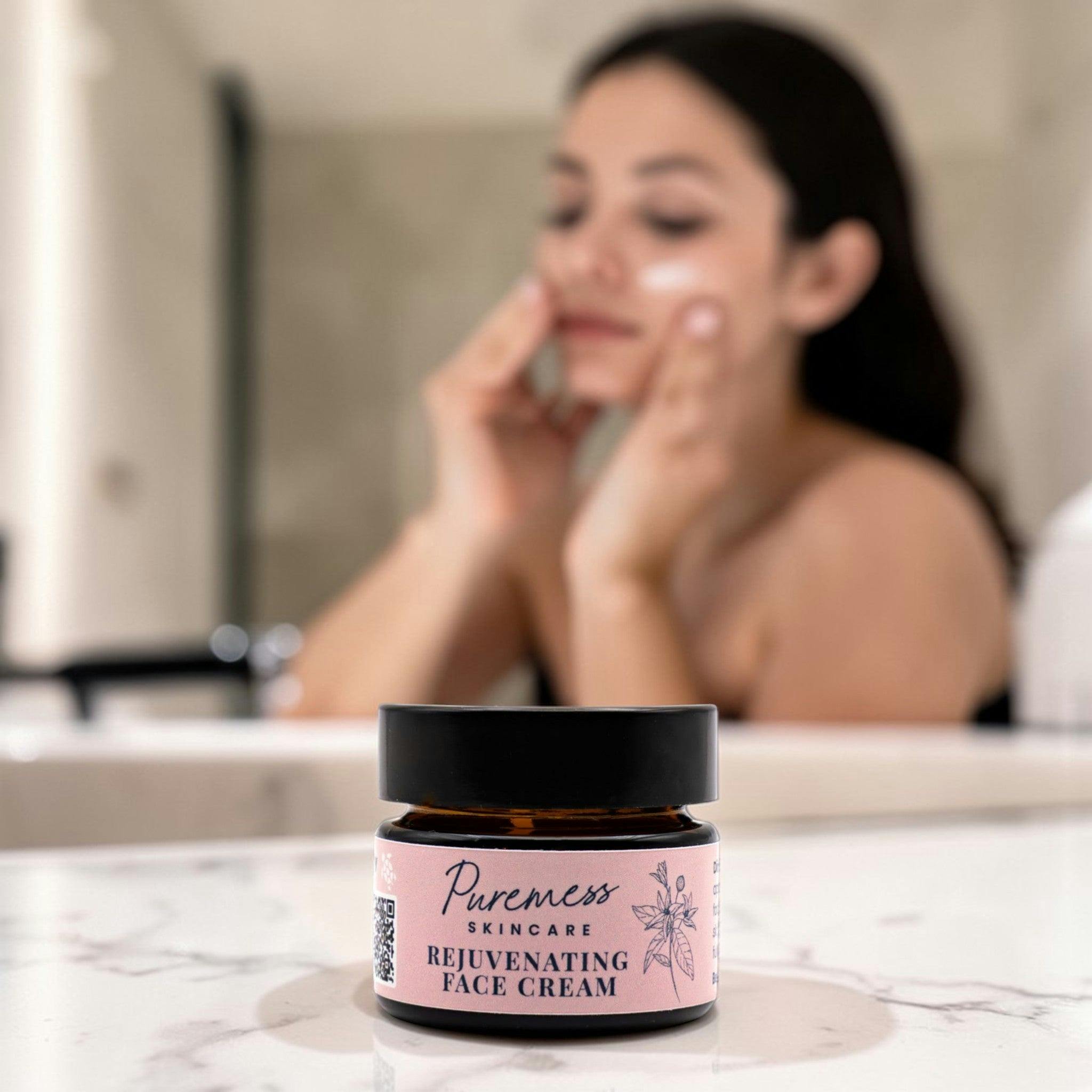Puremess Cream Rejuvenating Face - 15G