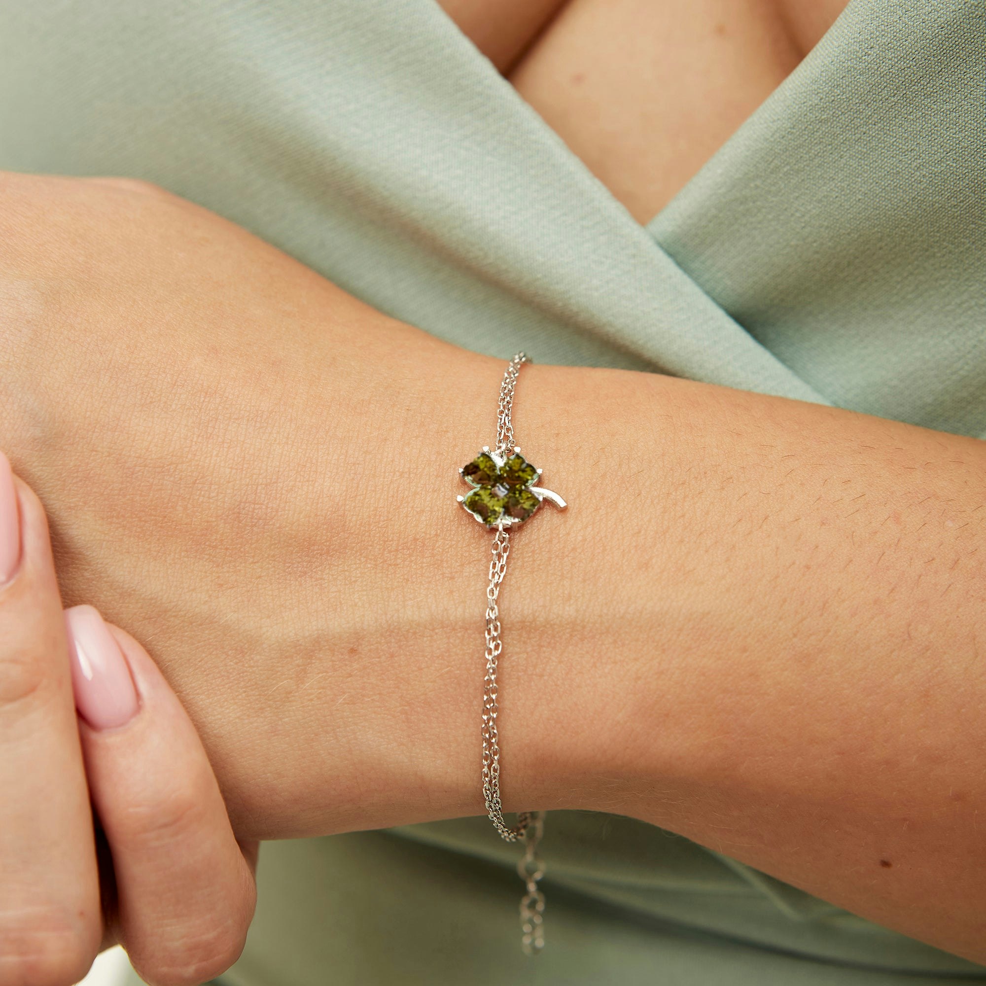 Spero London Silver/Green Sterling Four Leaves Clover Bracelet - Mystic