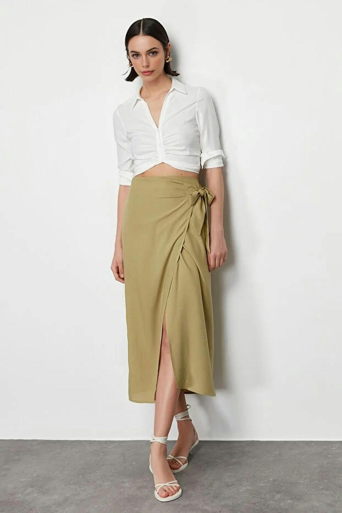 Wovcor Green Double Breasted Maxi Length Woven Skirt With Tie Detail - 12