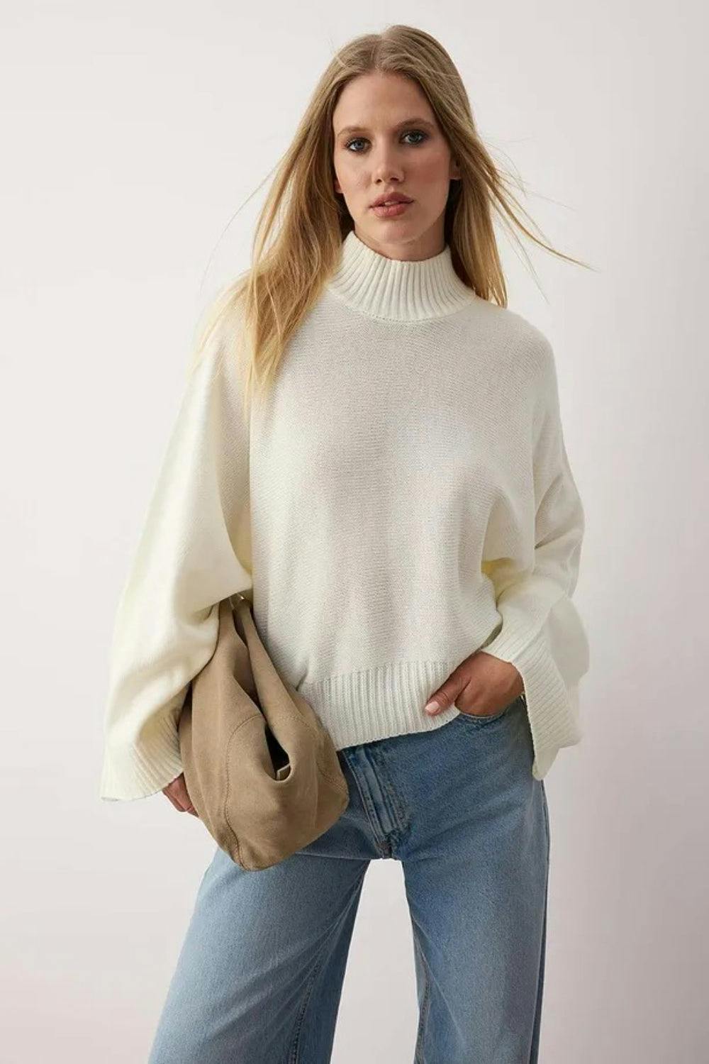 Hoxton Gal White Oversized Flared Sleeve Knit Sweater - S