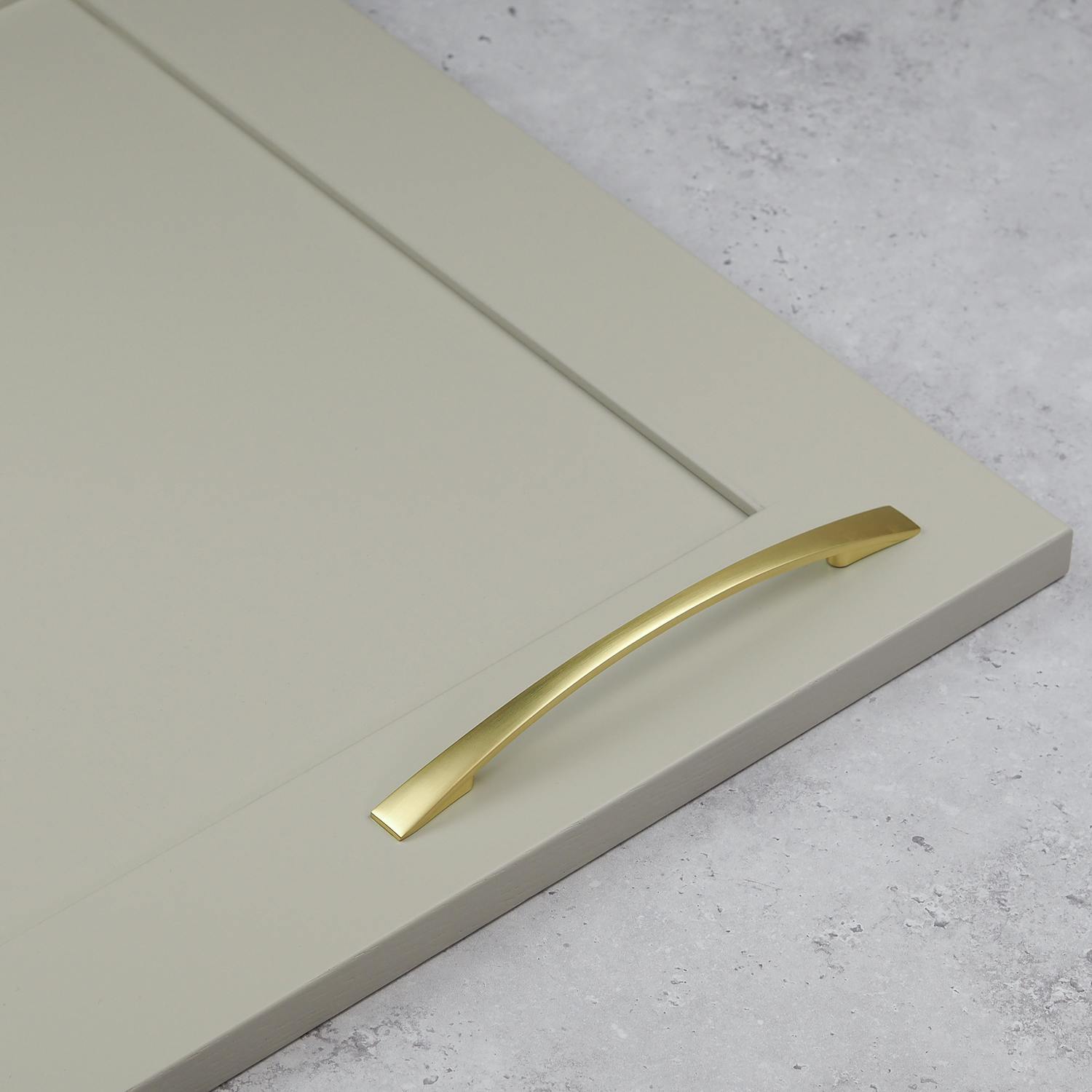 Handle & Home Light/Gold Brushed Brass Bow Handles - 160Mm Handle