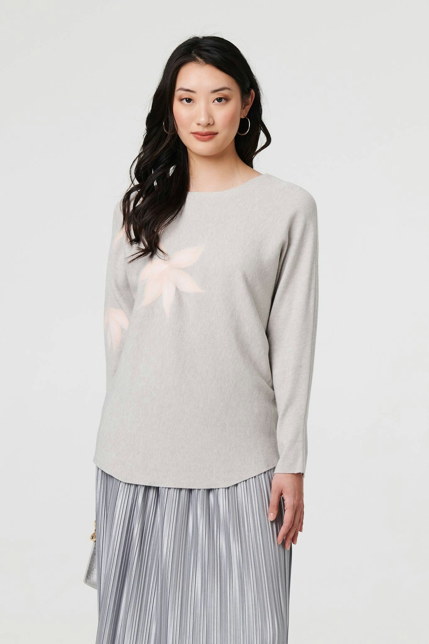 Izabel London Grey Floral Long Batwing Sleeve Relaxed Top - M/L