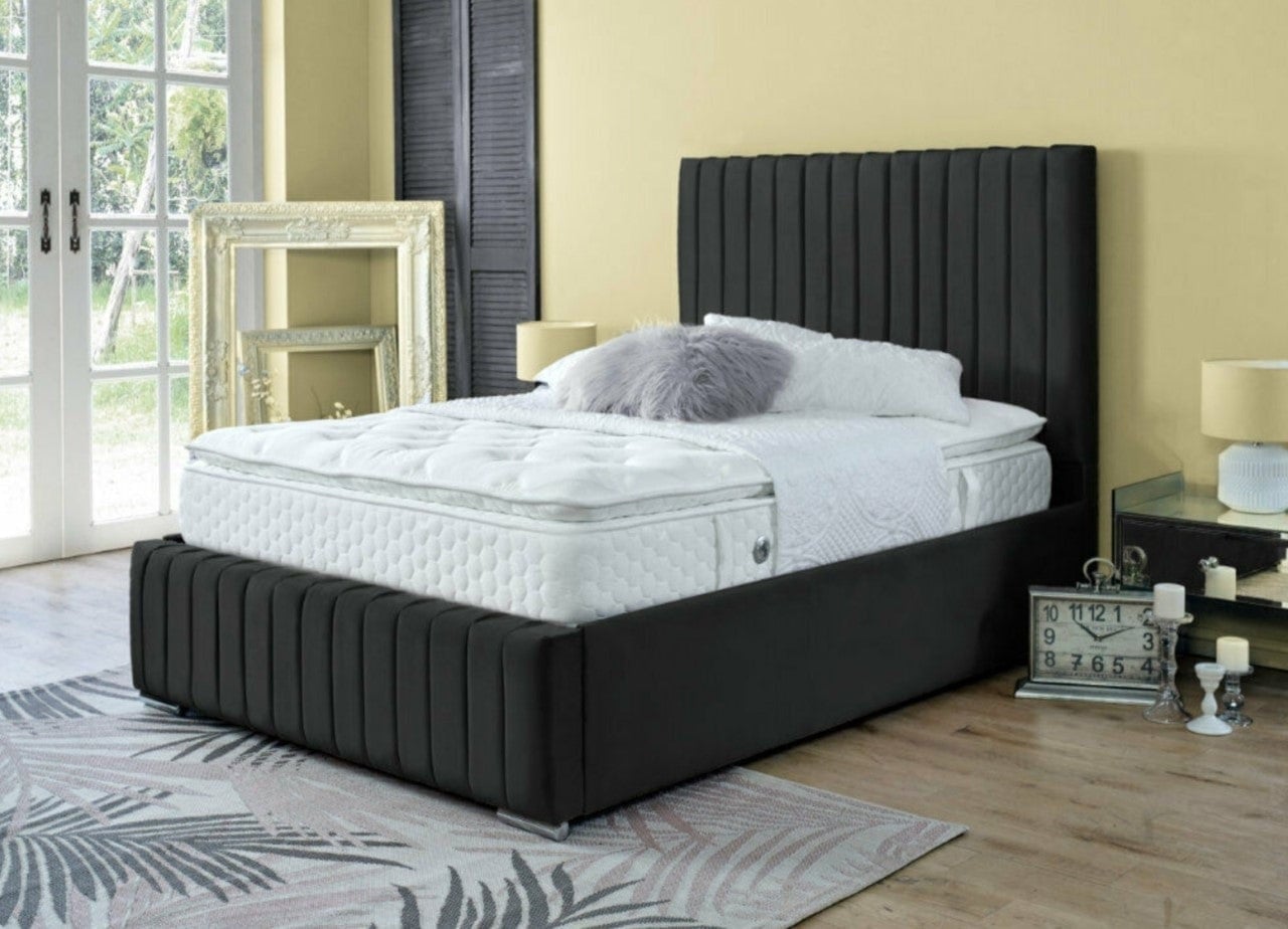 Rackhams Black Savoy Bed - Small Double - 4Ft