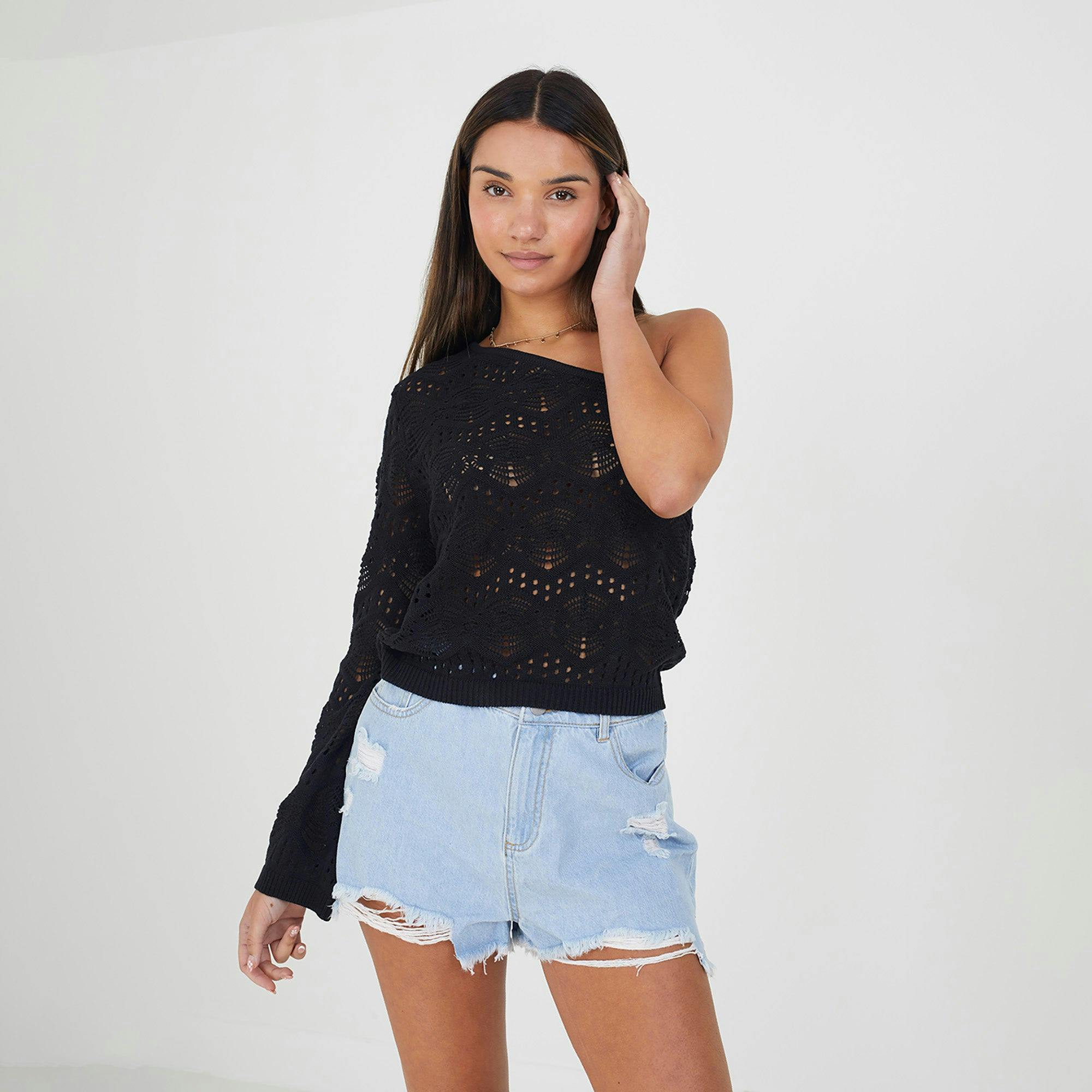 Brave Soul Black Asymmetric Off The Shoulder Jumper - M