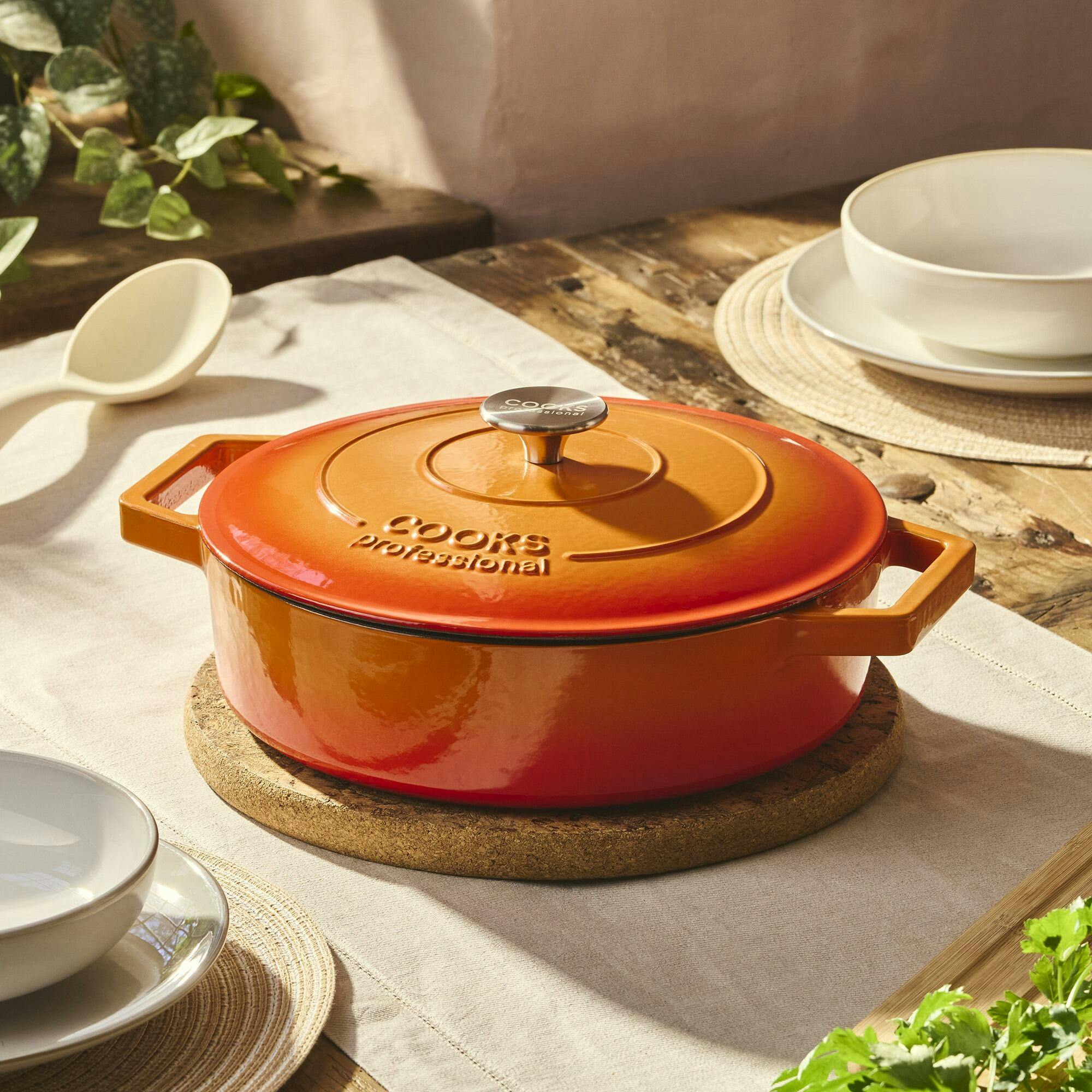 B&Q - Cast Iron Shallow Casserole Dish 28Cm4.8L Cooking Pan With Lid & HandlesSuitable For All HobsOrange - Image 2