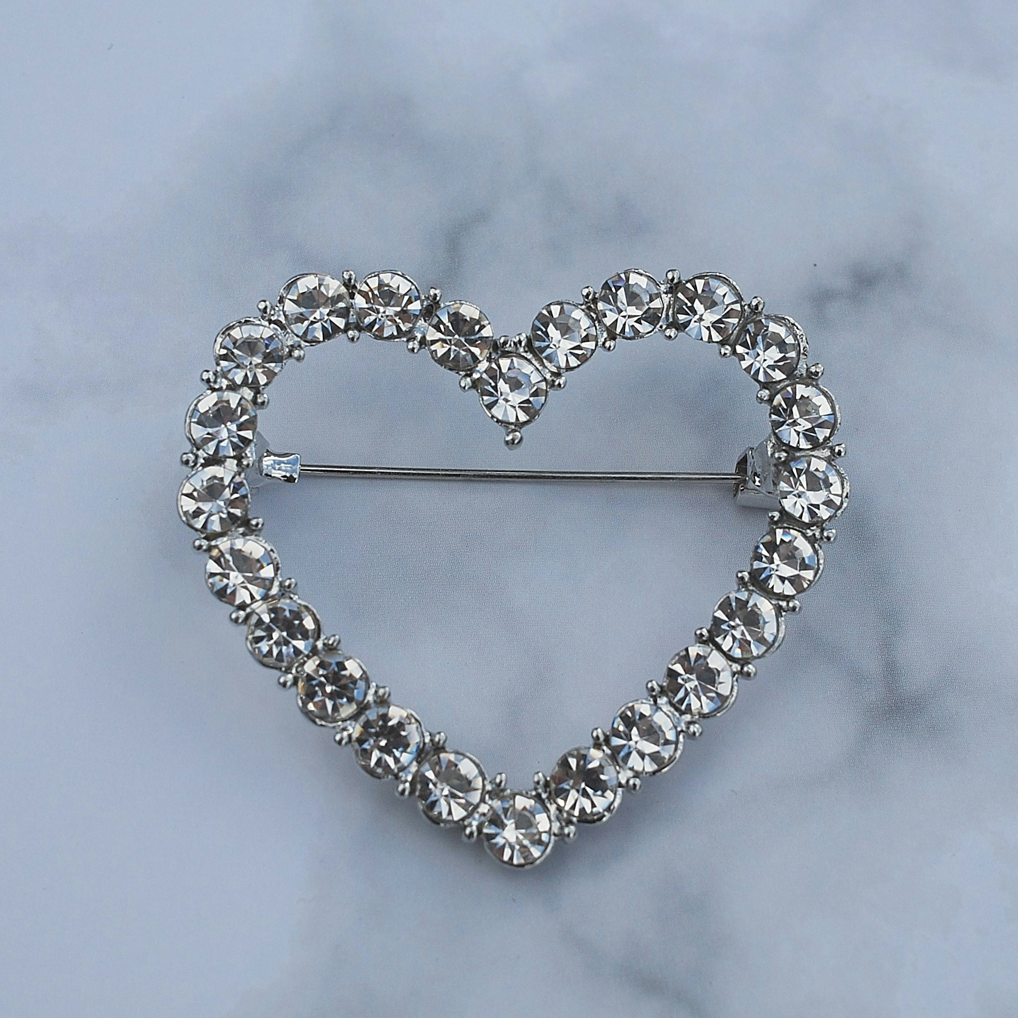 Queenmee Accessories Silver Heart Brooch With Crystal Diamante Heart