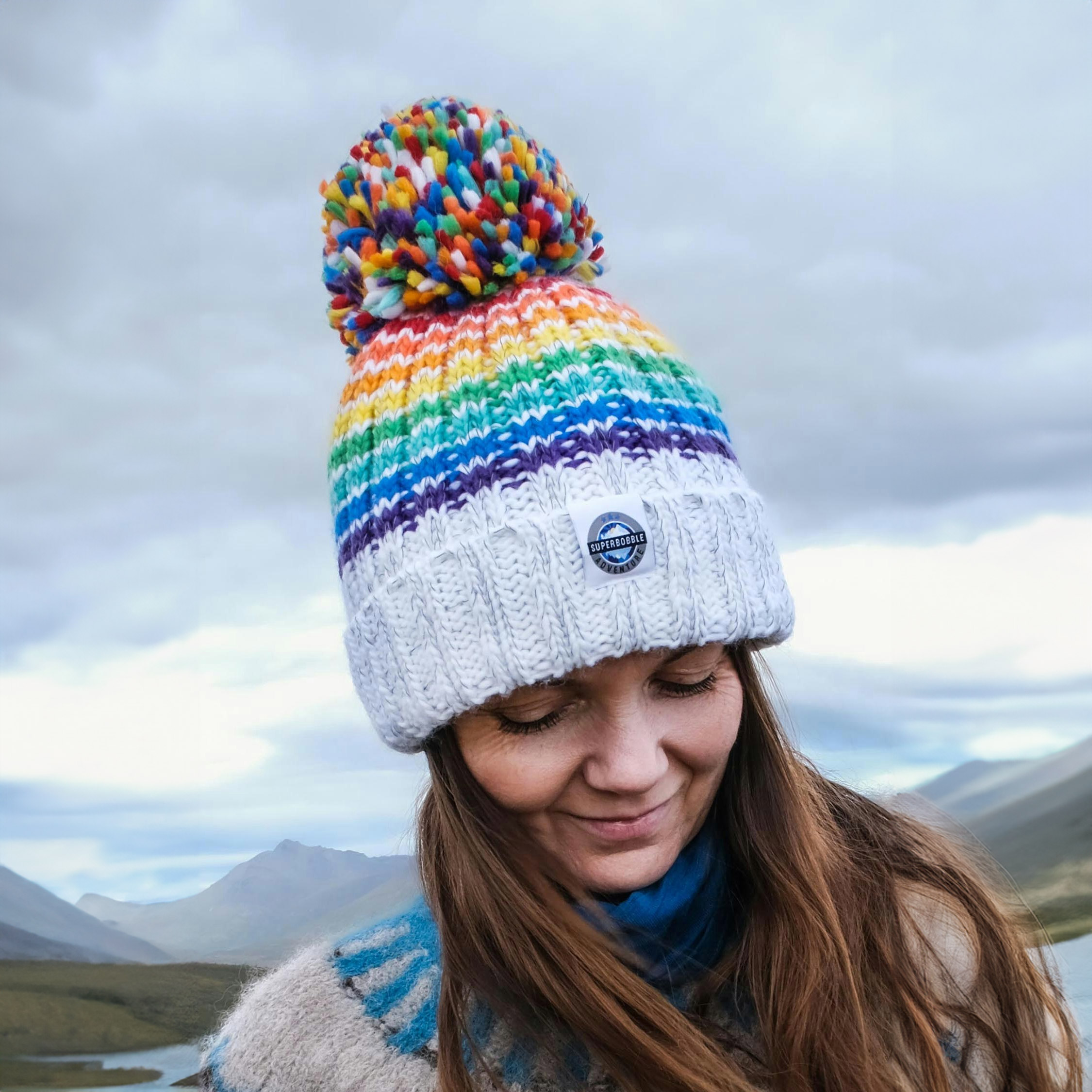 Superbobble Unisex Kids White Reflective Beanie Bobble Hat - Glacier Rainbow