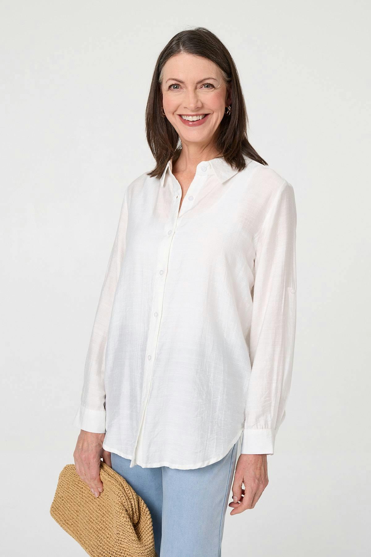 Izabel London White Button-Up Curve Hem Relaxed Shirt - 10