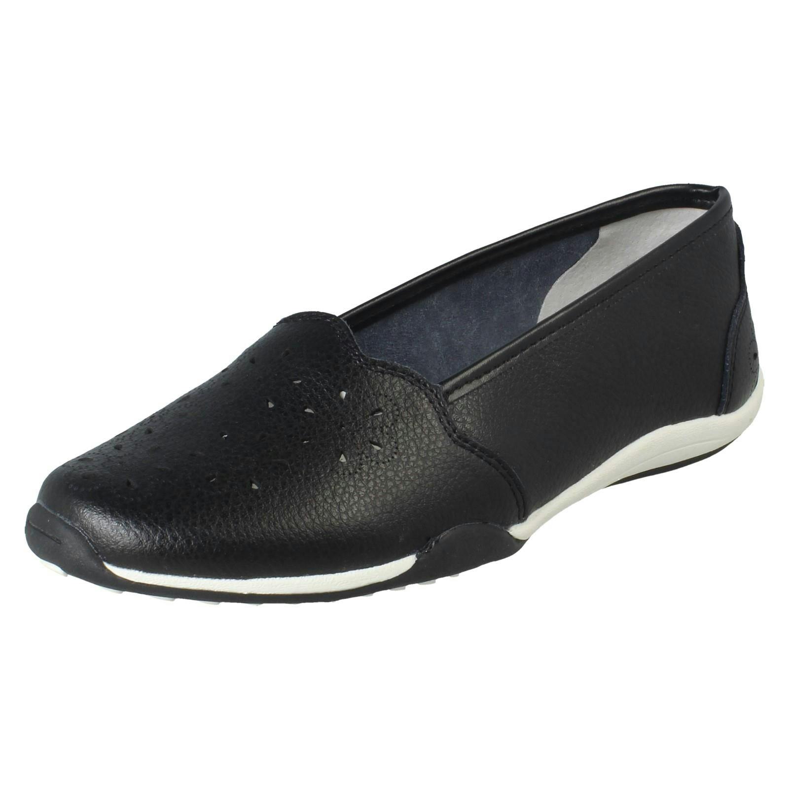 Down To Earth Women's Black Flower Punch Details Casual Shoes F80576 - Uk 6