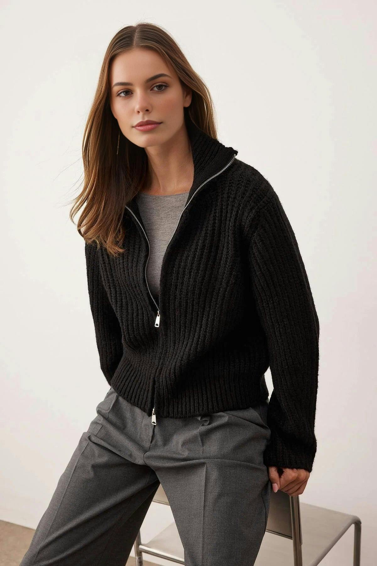 Wovcor Black Soft-Textured Oversize Knit Cardigan With Zipper Detail - S