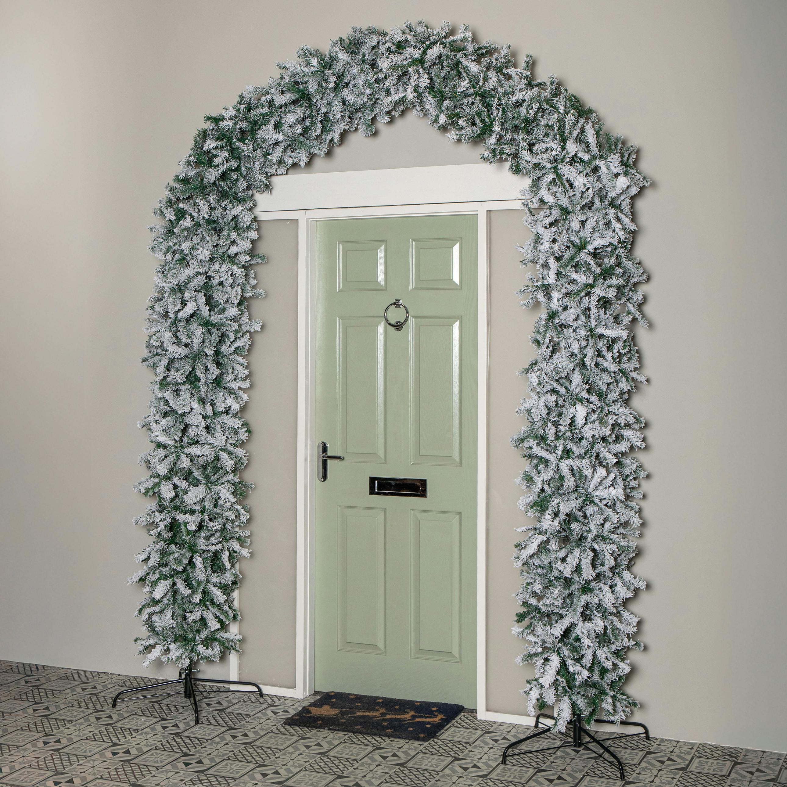 Samuel Alexander Unisex Green Double Door Snow Flocked Christmas Tree Arch With 2000 Tips In 8Ft - Image 3