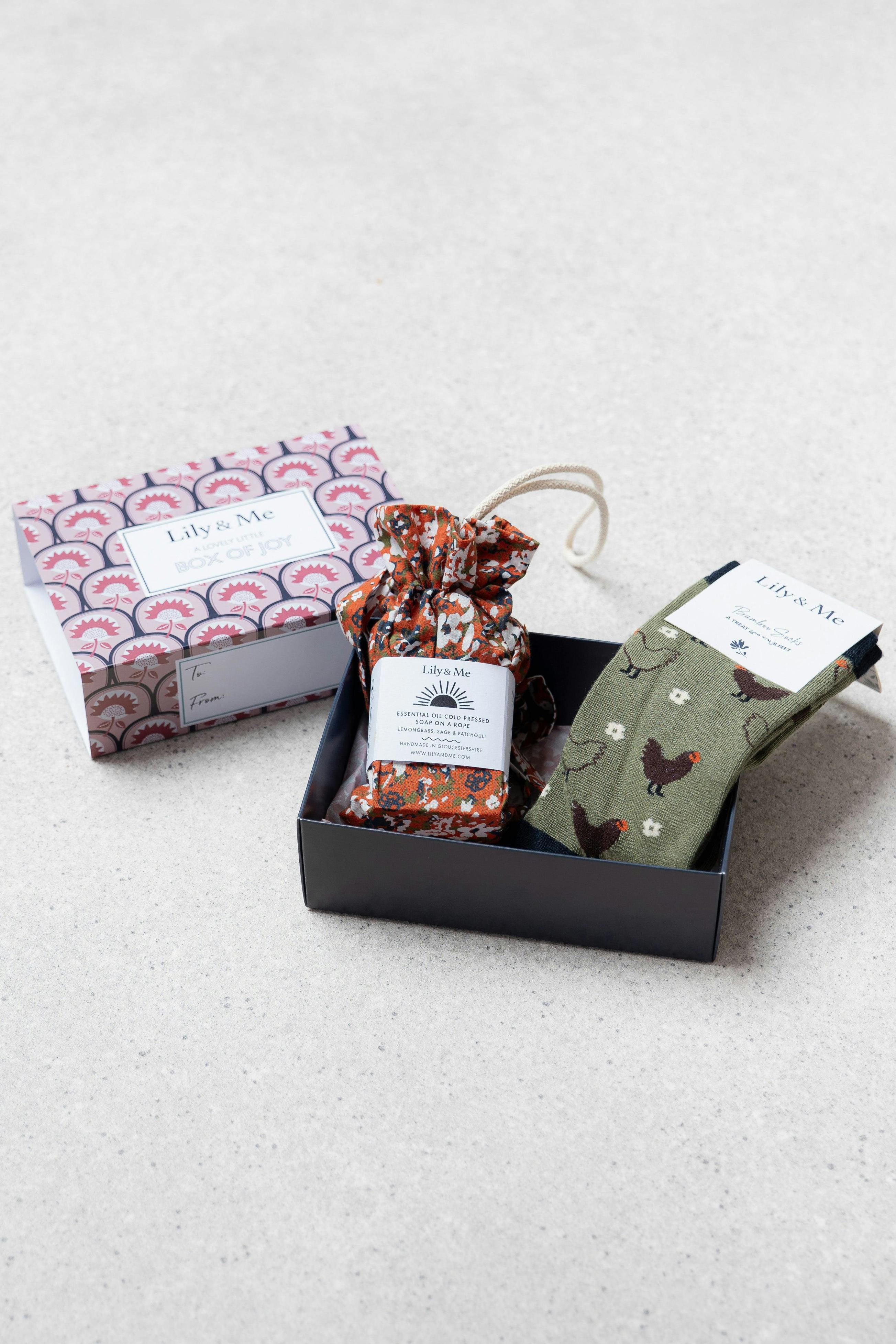 Lily & Me Farmhouse Sock And Soap Giftbox - Assorted - One Size