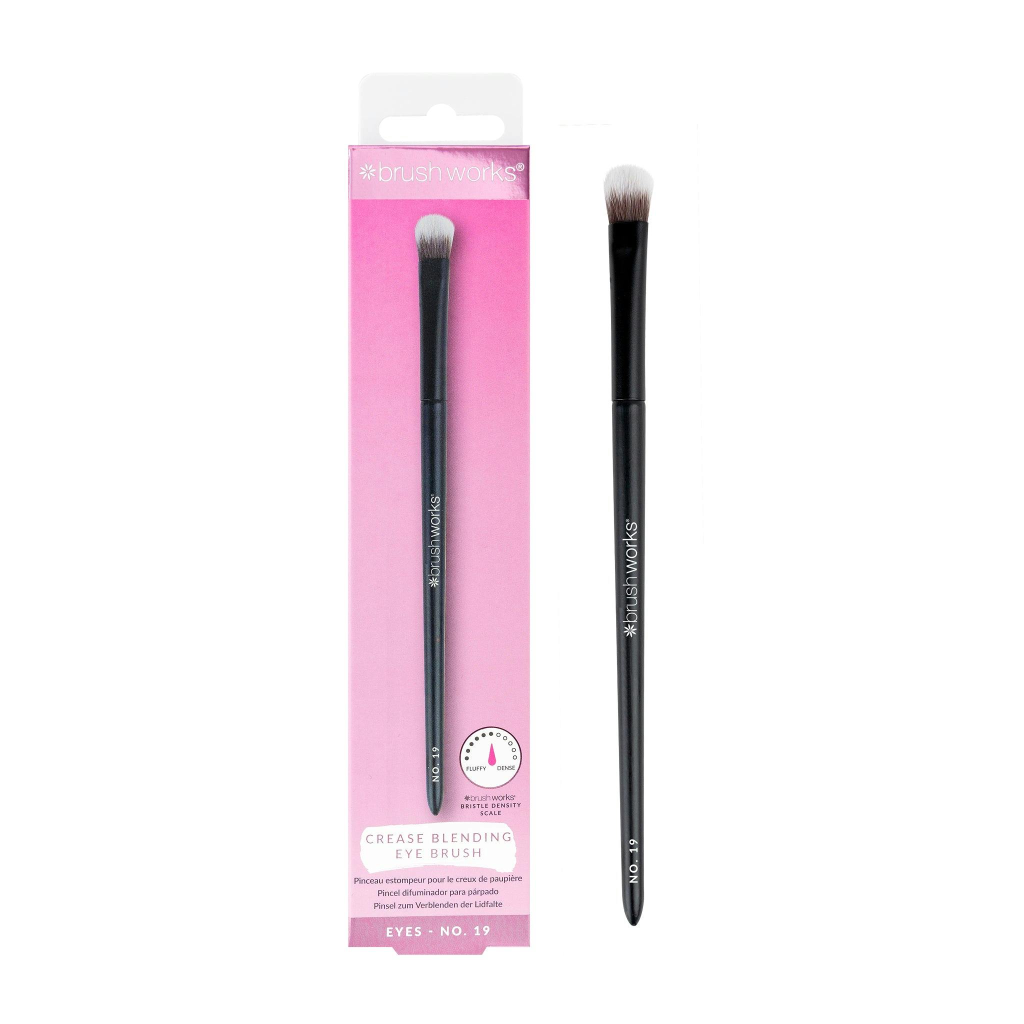 Brushworks No. 19 Crease Blending Eye Brush - Image 2