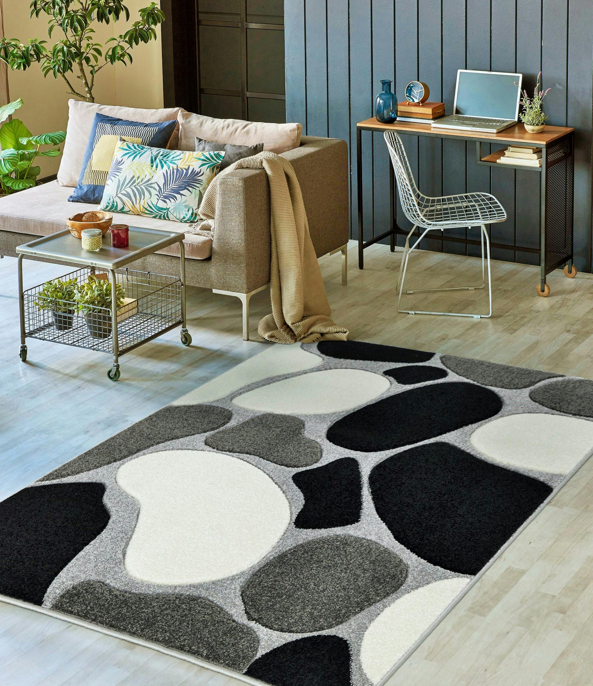 Rackhams Grey/Black Stone Carved Rug - 160Cm X 230Cm (5.2Ft X 7.5Ft)