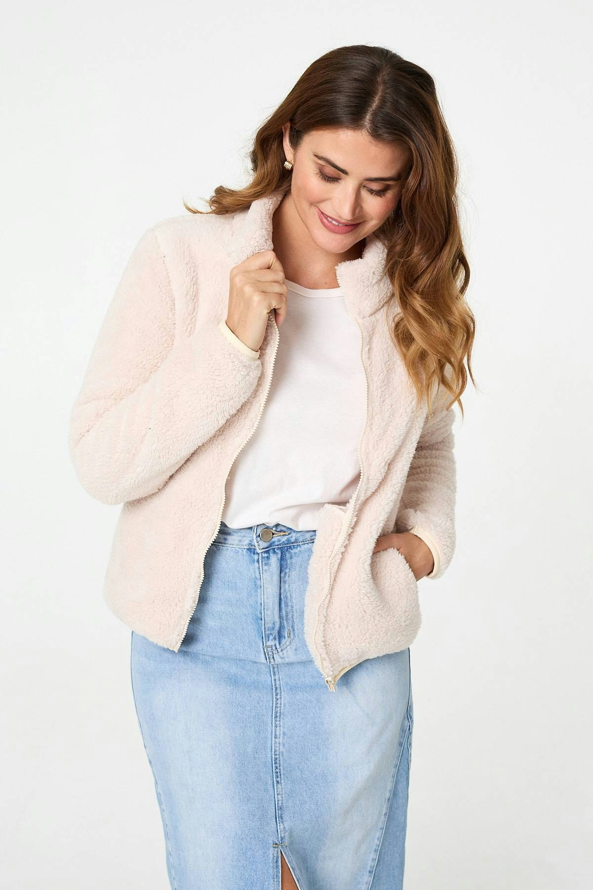 Izabel London Cream Soft Texture Zip Front High Neck Fleece - 18