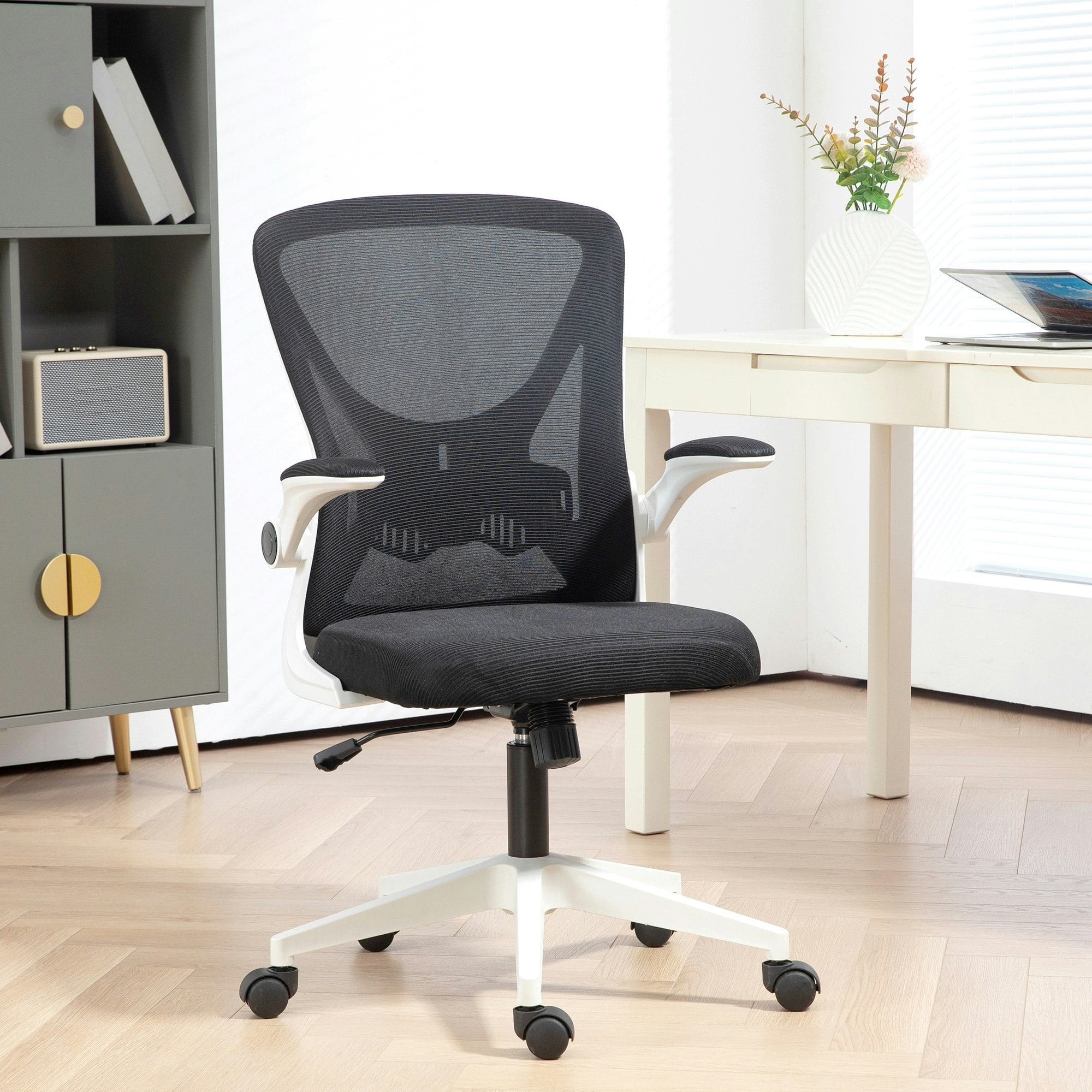 Rackhams White Mesh Office Chair Computer Chair With Swivel Wheels For Home Office